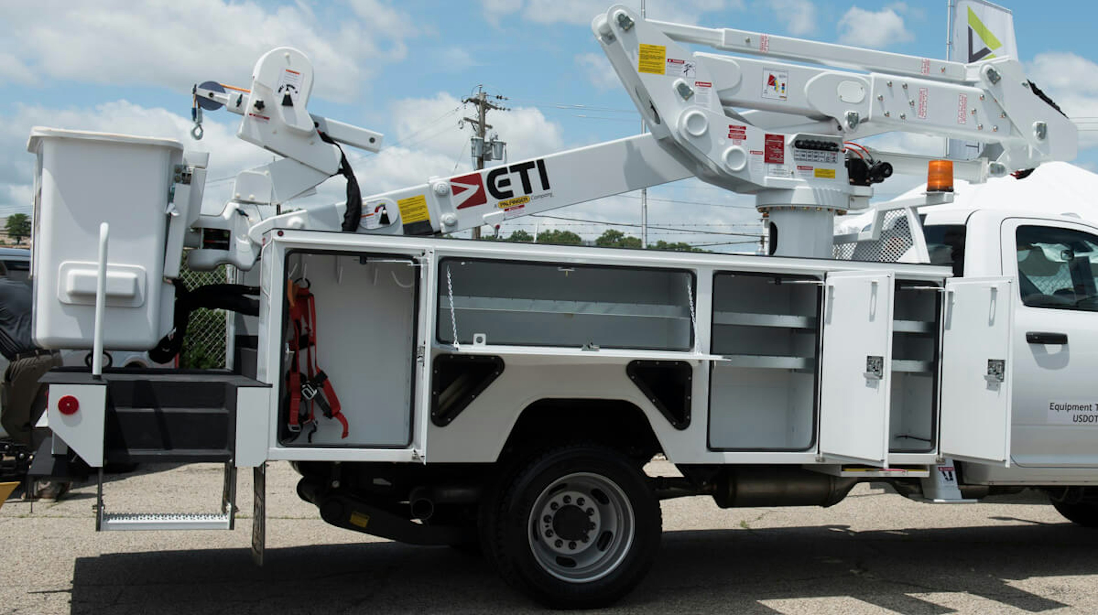 Bucket Lift on the top of a Service Truck for Telecommunications