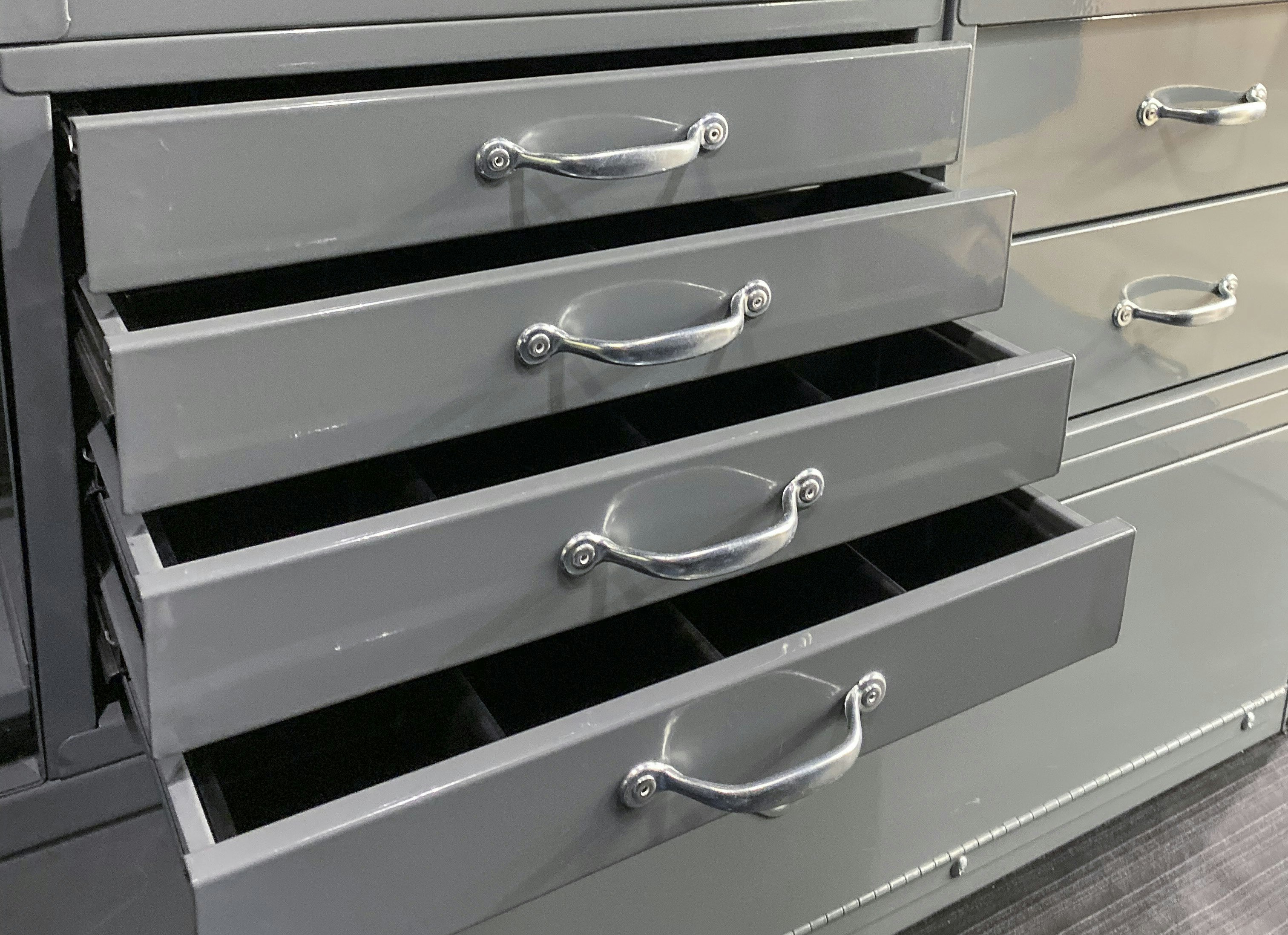 1636057036 Van Product Details Van Storage Units American Van
