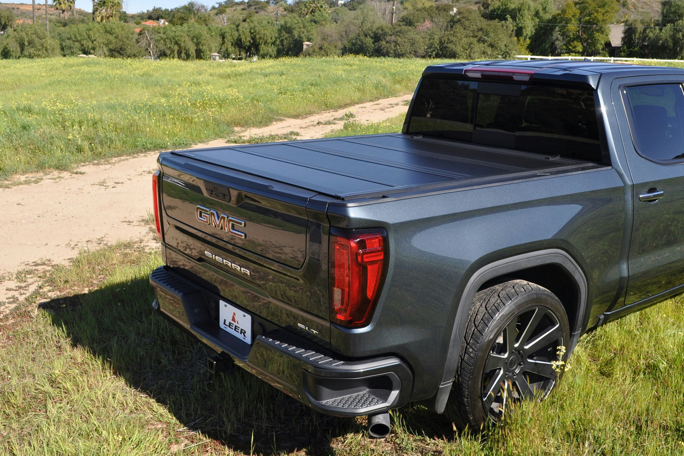 1636495537 Truck Product Details Toncovers Leer 8