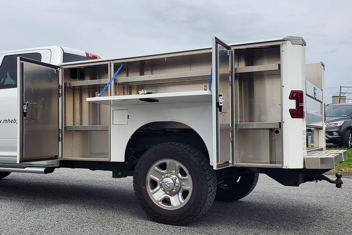 1652115533 Eby Renegade Service Body Open