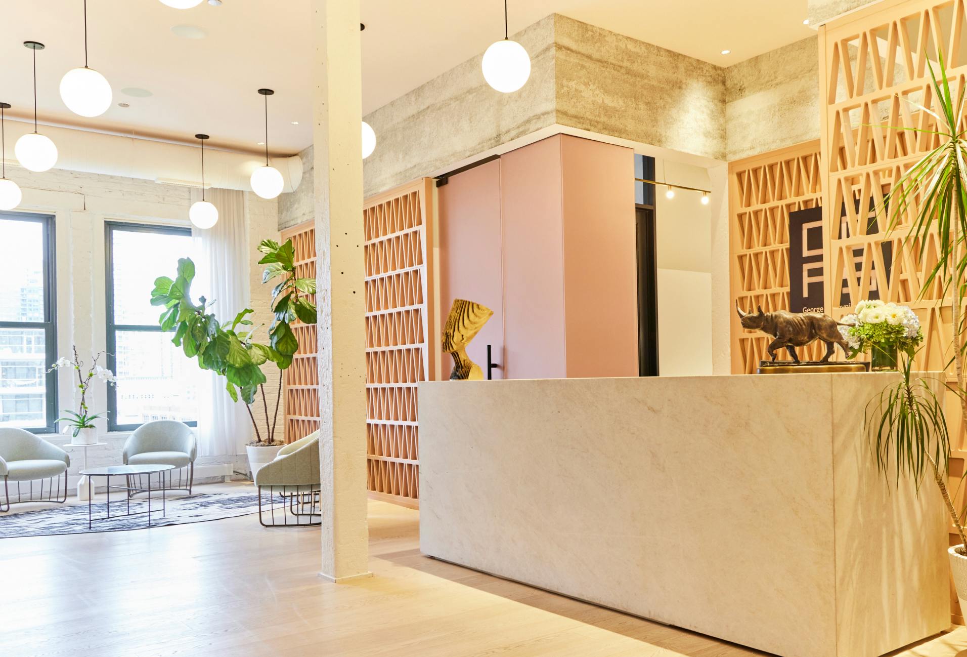 Gold Coast Plastic Surgery Receptionist Desk