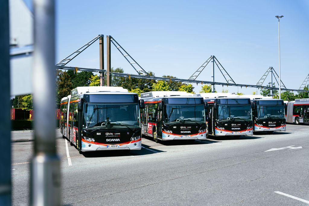 Bus au dépôt