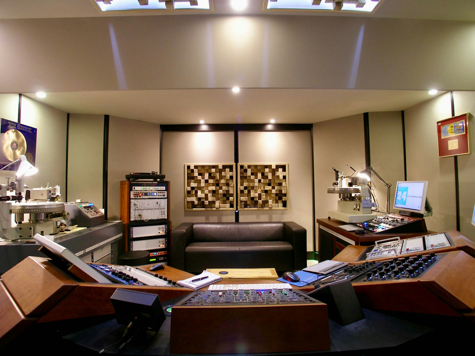 24mastering studio 1