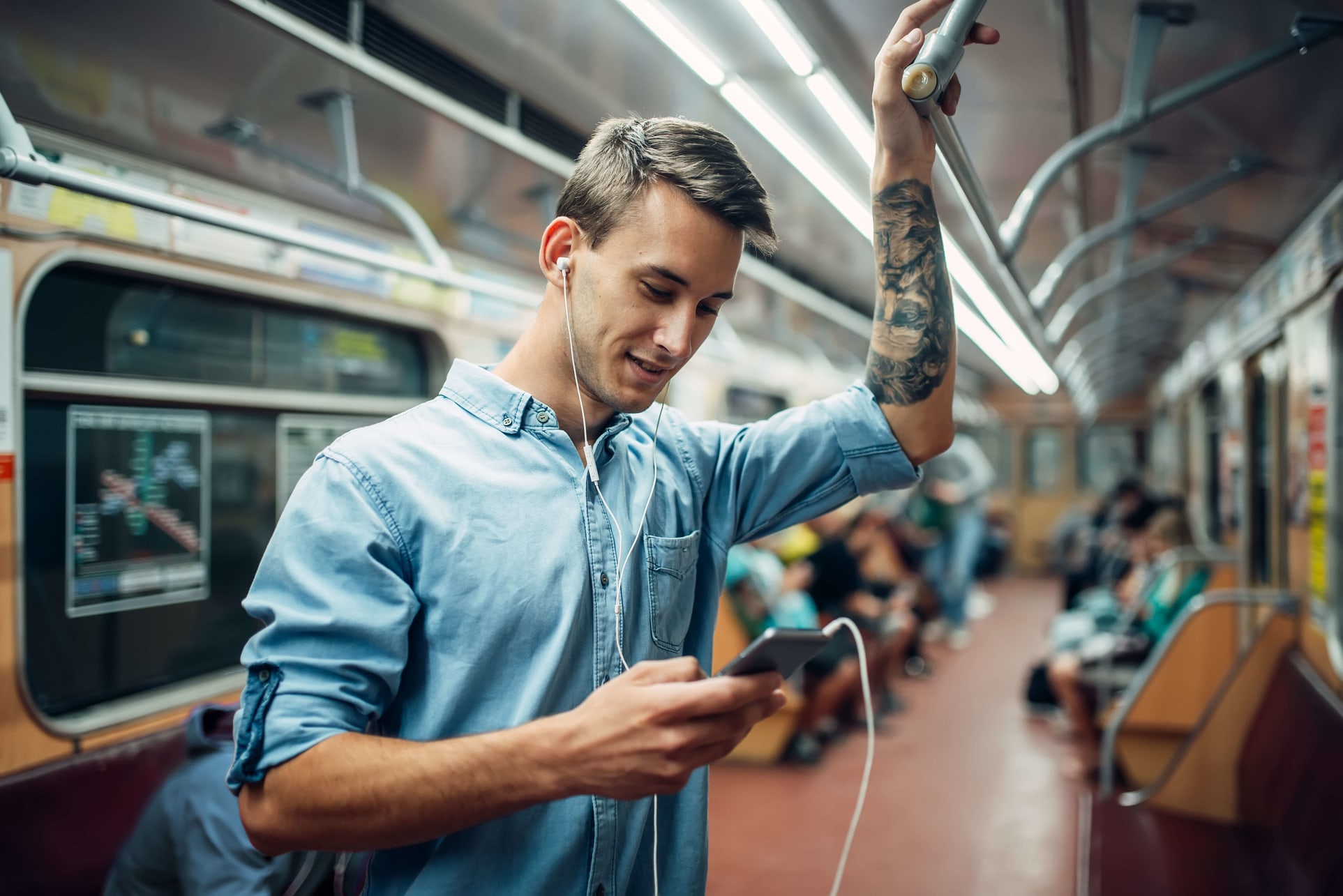 Social media addiction : Supporting employees