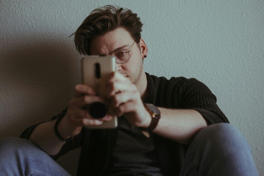 Social Media and Mental Health