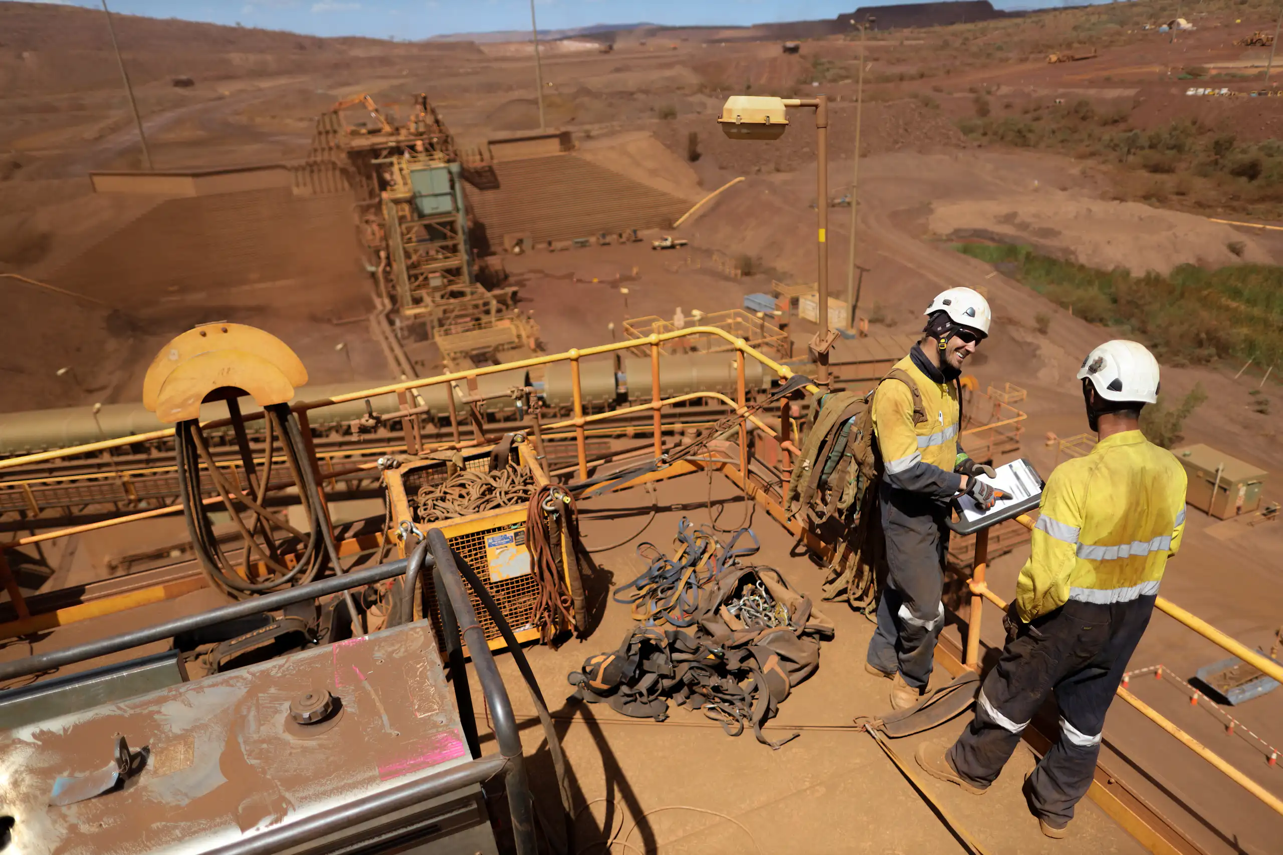 "NZ Extractives Sector EAP: Supporting remote mining teams with specialised counselling and psychosocial safety tools