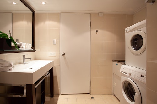 Laundry - One Bedroom Studio Apartment - Urban Rest - The York Studio Apartments - Sydney