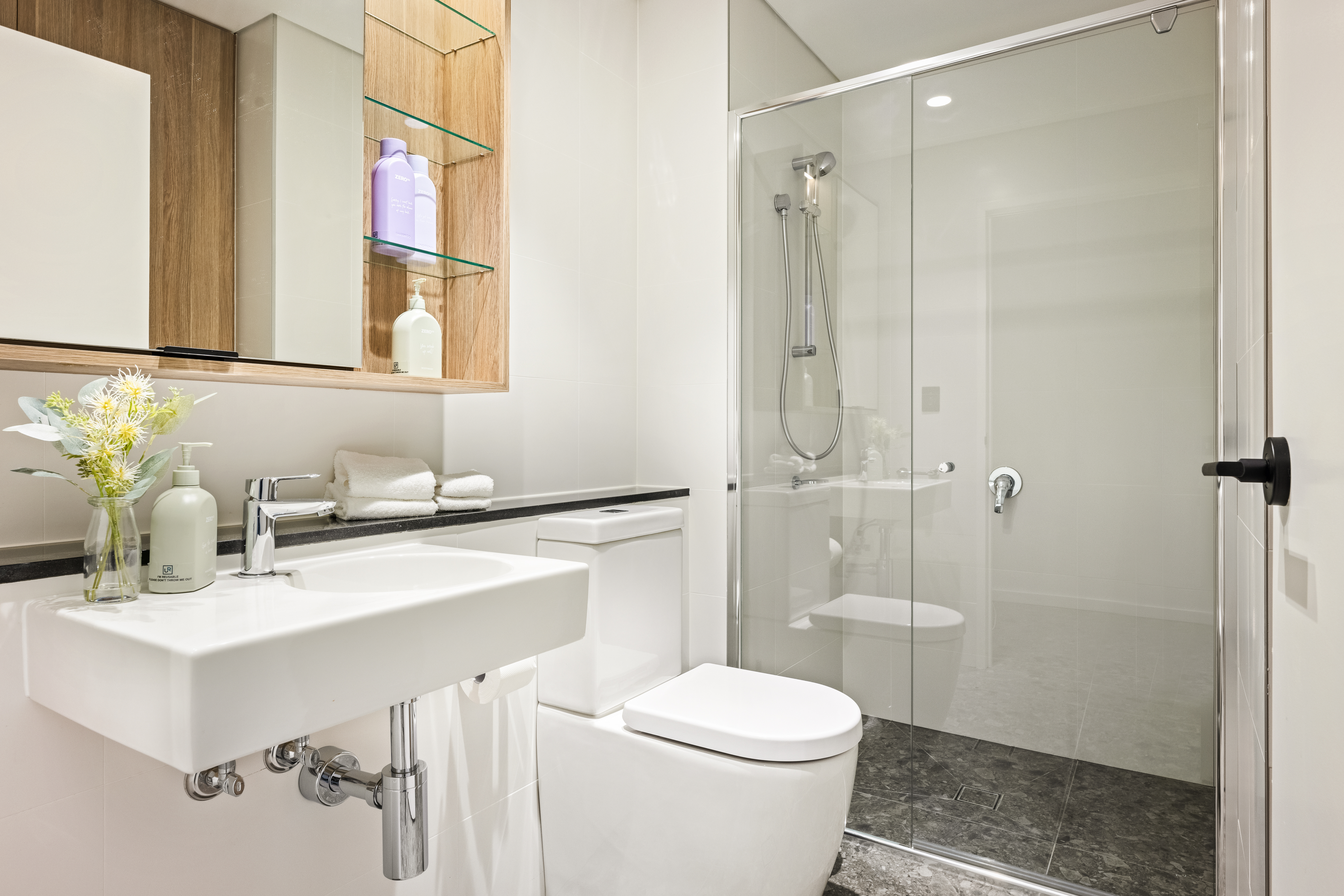 Bathroom - One Bedroom Superior Apartment - Urban Rest - Cinema Suites Apartments - Sydney