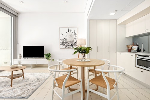 Dining - One Bedroom Apartment With Parking - Urban Rest - Alta Apartments - Sydney