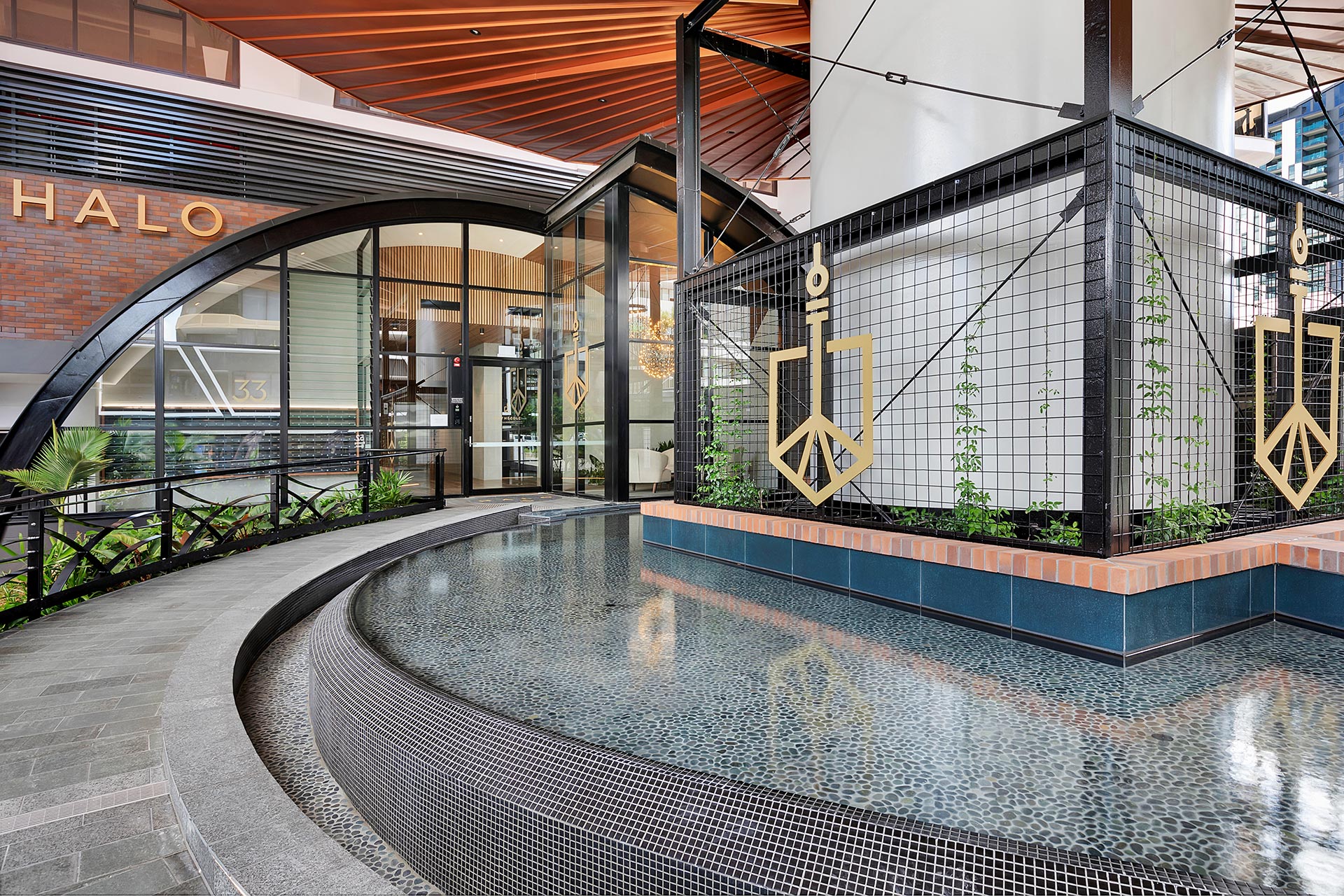 Entrance - Halo Apartments - Brisbane - Urban Rest