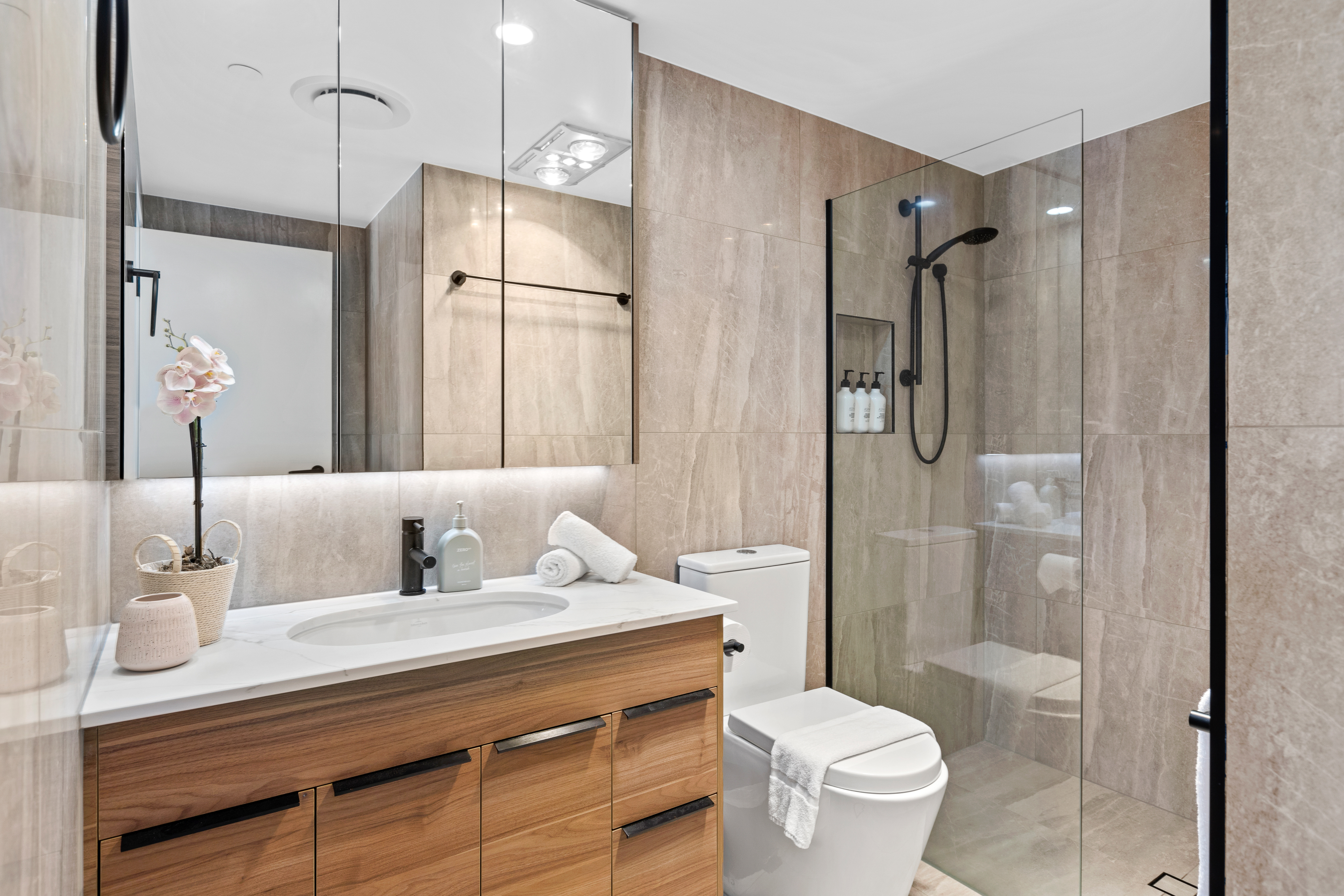 Bathroom - Three Bedroom Apartment - Urban Rest - The Monterey Apartments - Brisbane