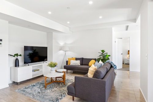 Lounge - Three Bedroom Apartment - Urban Rest - The Monterey Apartments - Brisbane