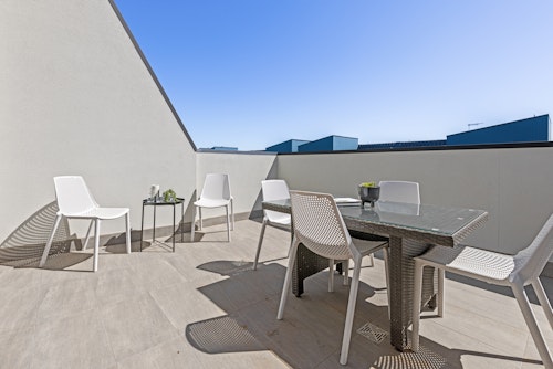 Balcony - Three Bedroom Apartment - Urban Rest - Hobart Lane Apartments - Adelaide