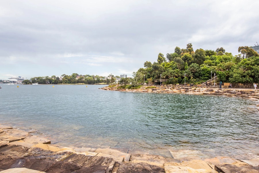 Urban Rest - Wulugul Walk Barangaroo