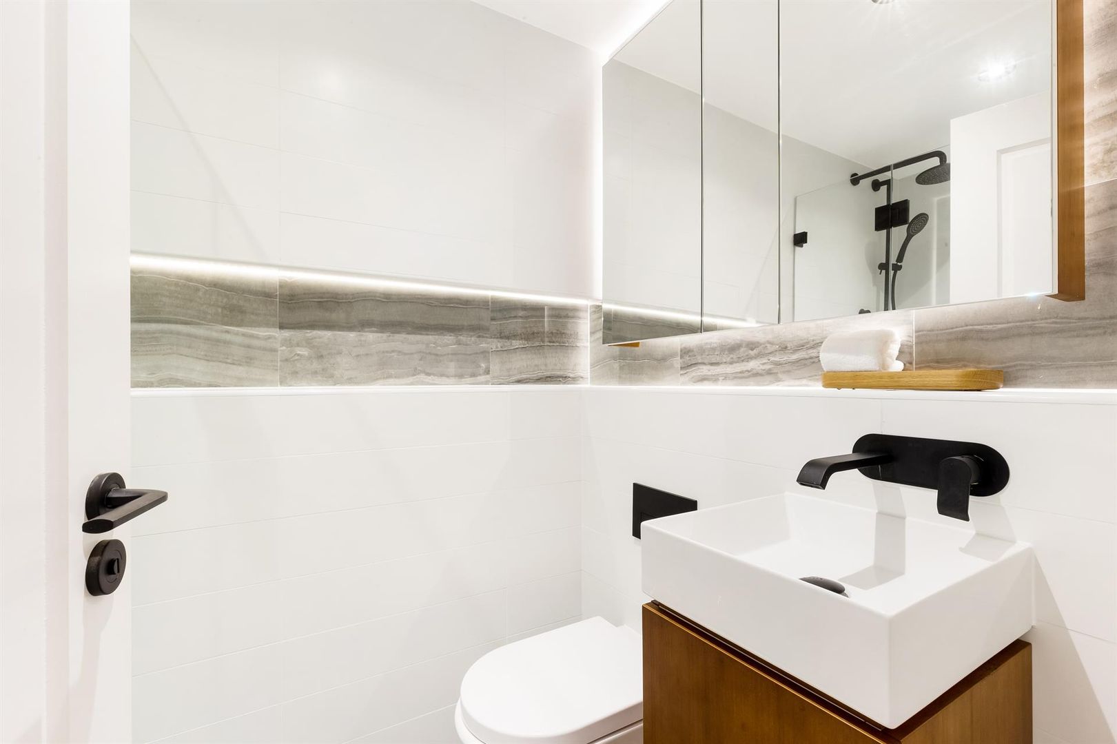 Bathroom - Two Bedroom Apartment - Urban Rest - Barangaroo Park Apartments - Sydney CBD