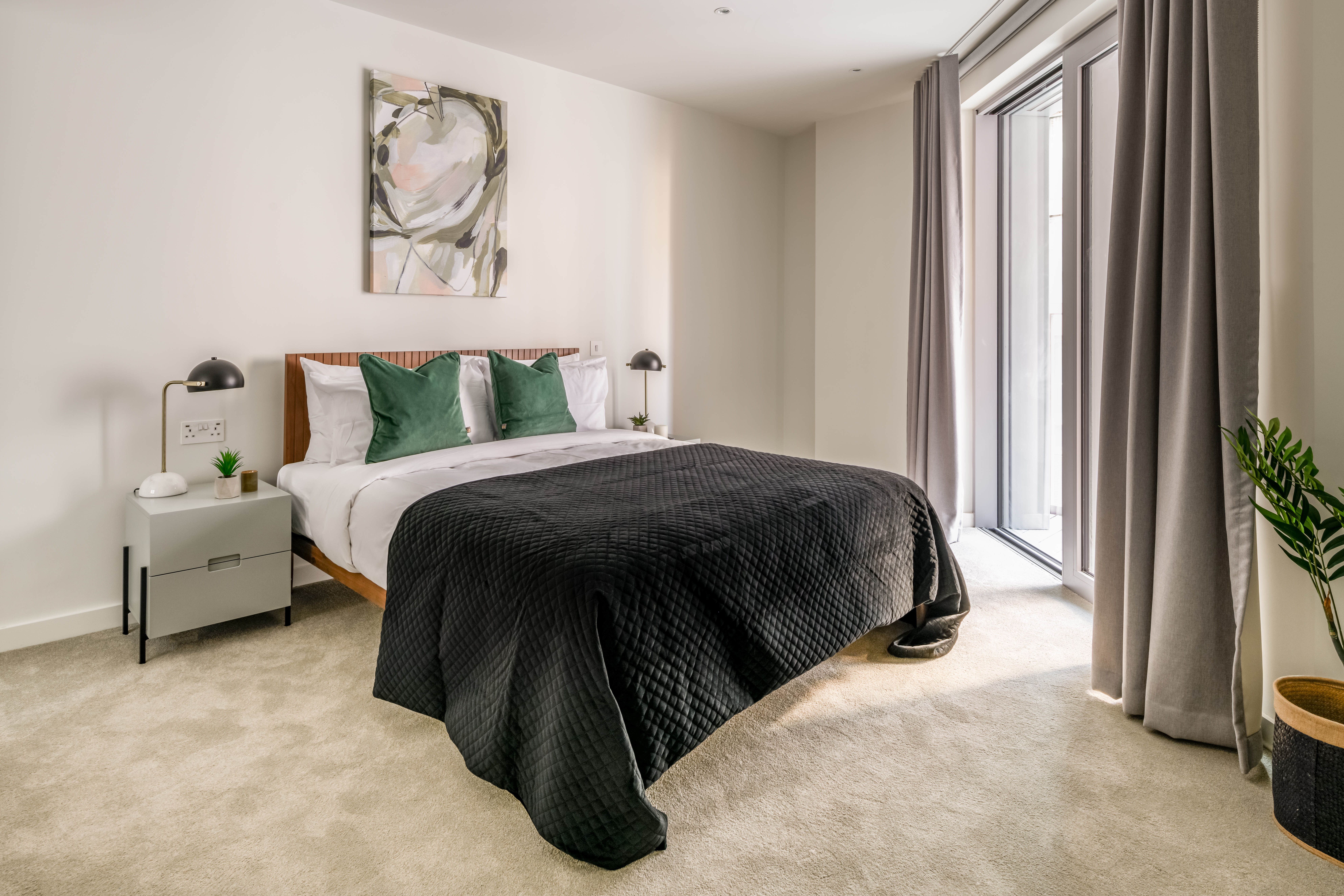 Bedroom - Three Bedroom Apartment - Urban rest Battersea Apartments - London - Urban Rest
