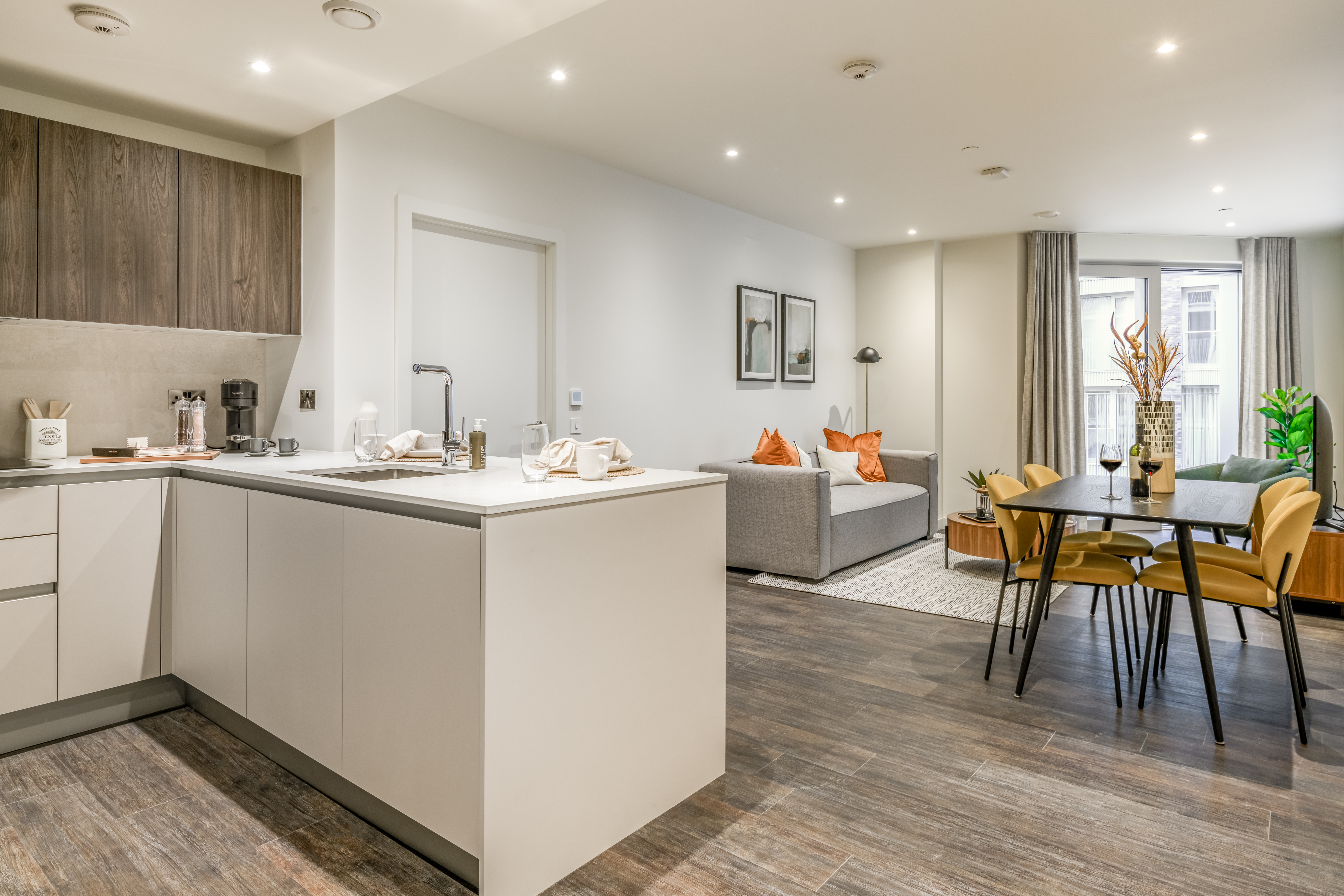 Kitchen - Urban rest Battersea Apartments - London - Urban Rest
