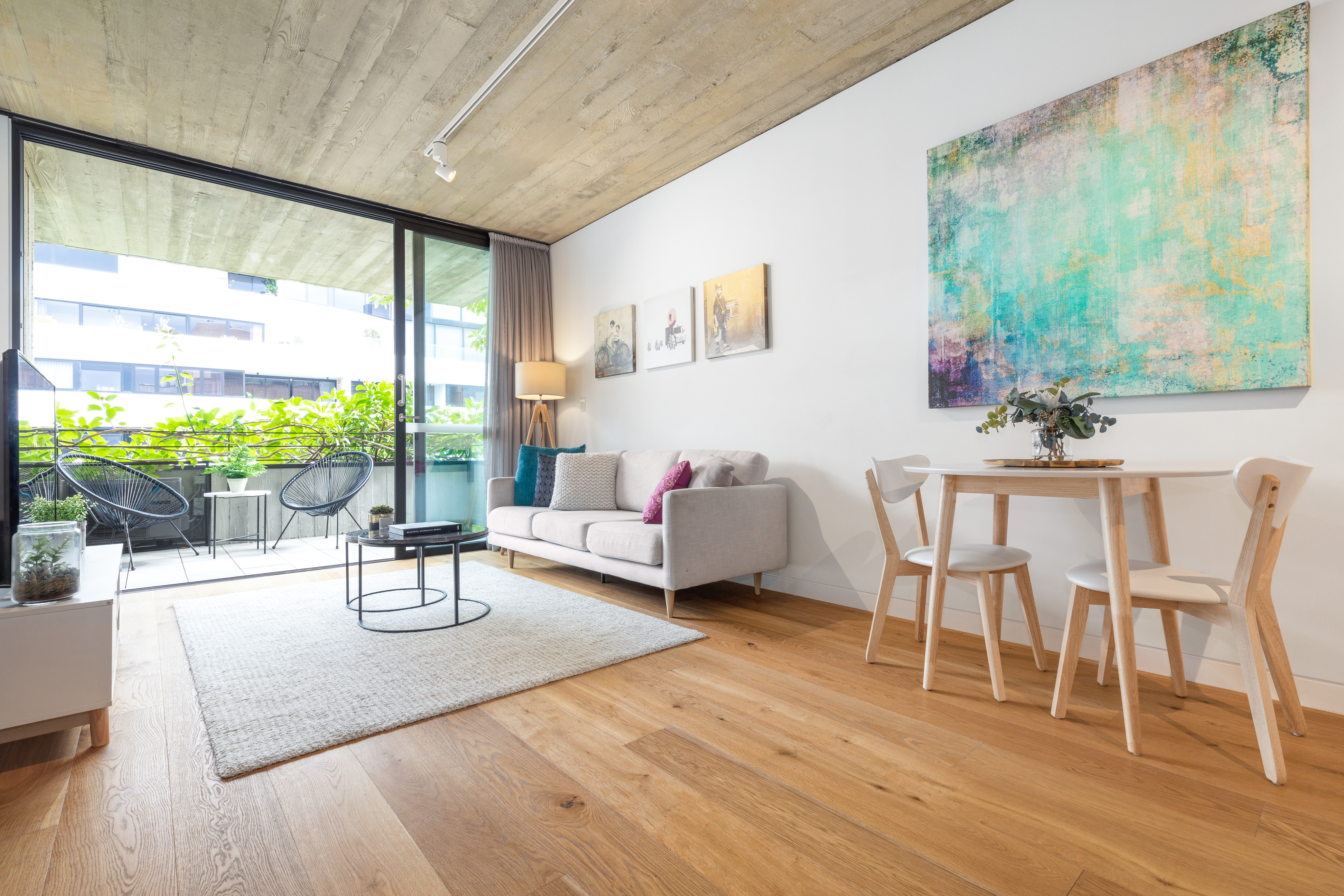 Living room - Short Lane Apartments - Sydney - Urban Rest