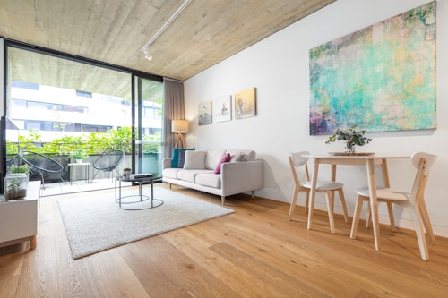 Living room - Short Lane Apartments - Sydney - Urban Rest