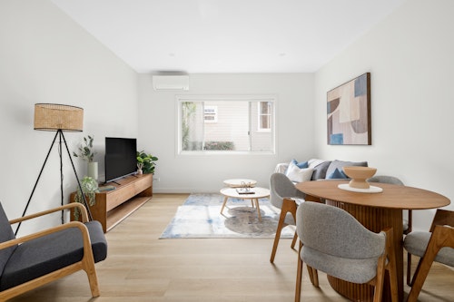 Lounge - One Bedroom Apartment With Study - Urban Rest - Neutral Bay Apartments - Sydney