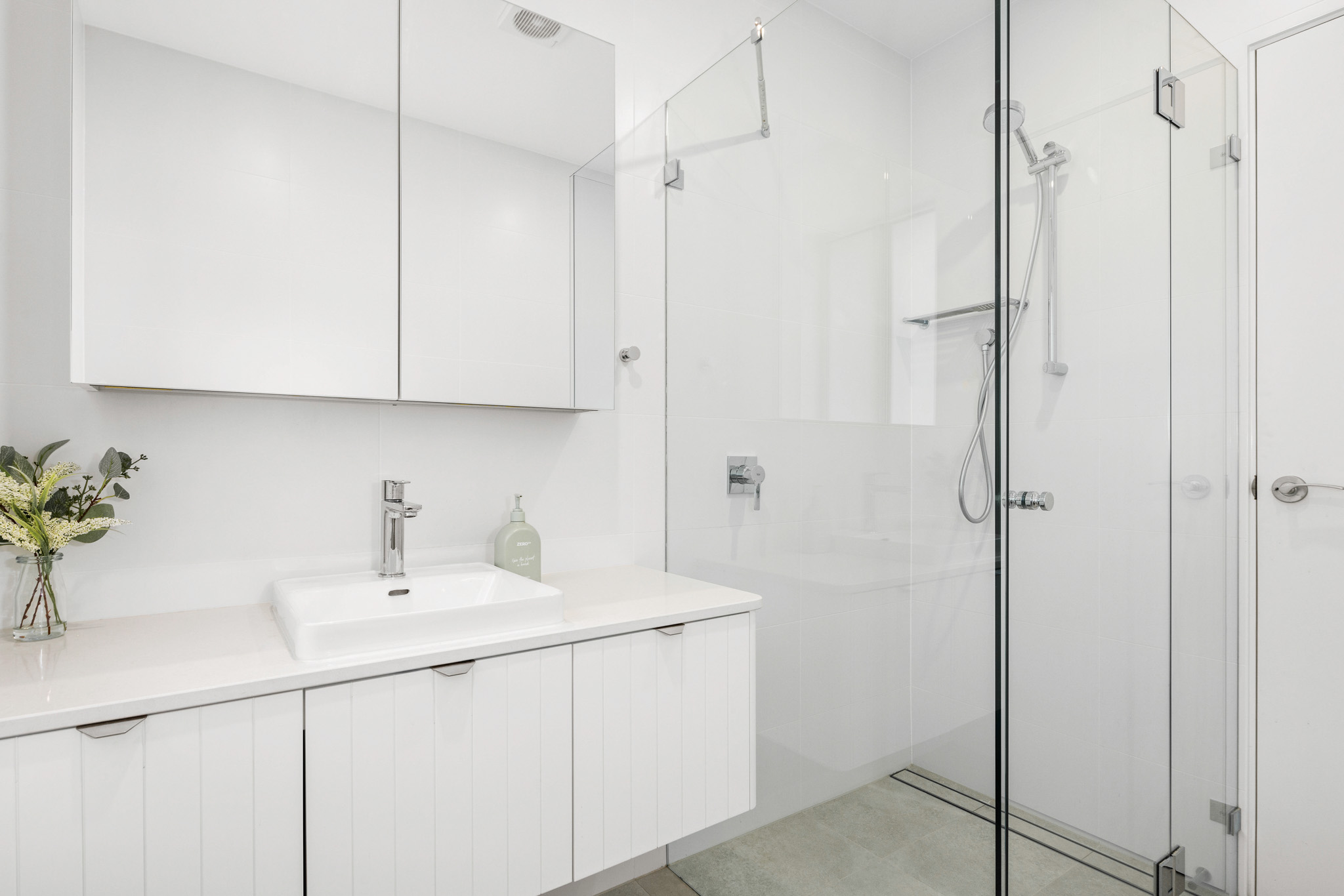 Bathroom - One Bedroom Apartment With Study - Urban Rest - Neutral Bay Apartments - Sydney