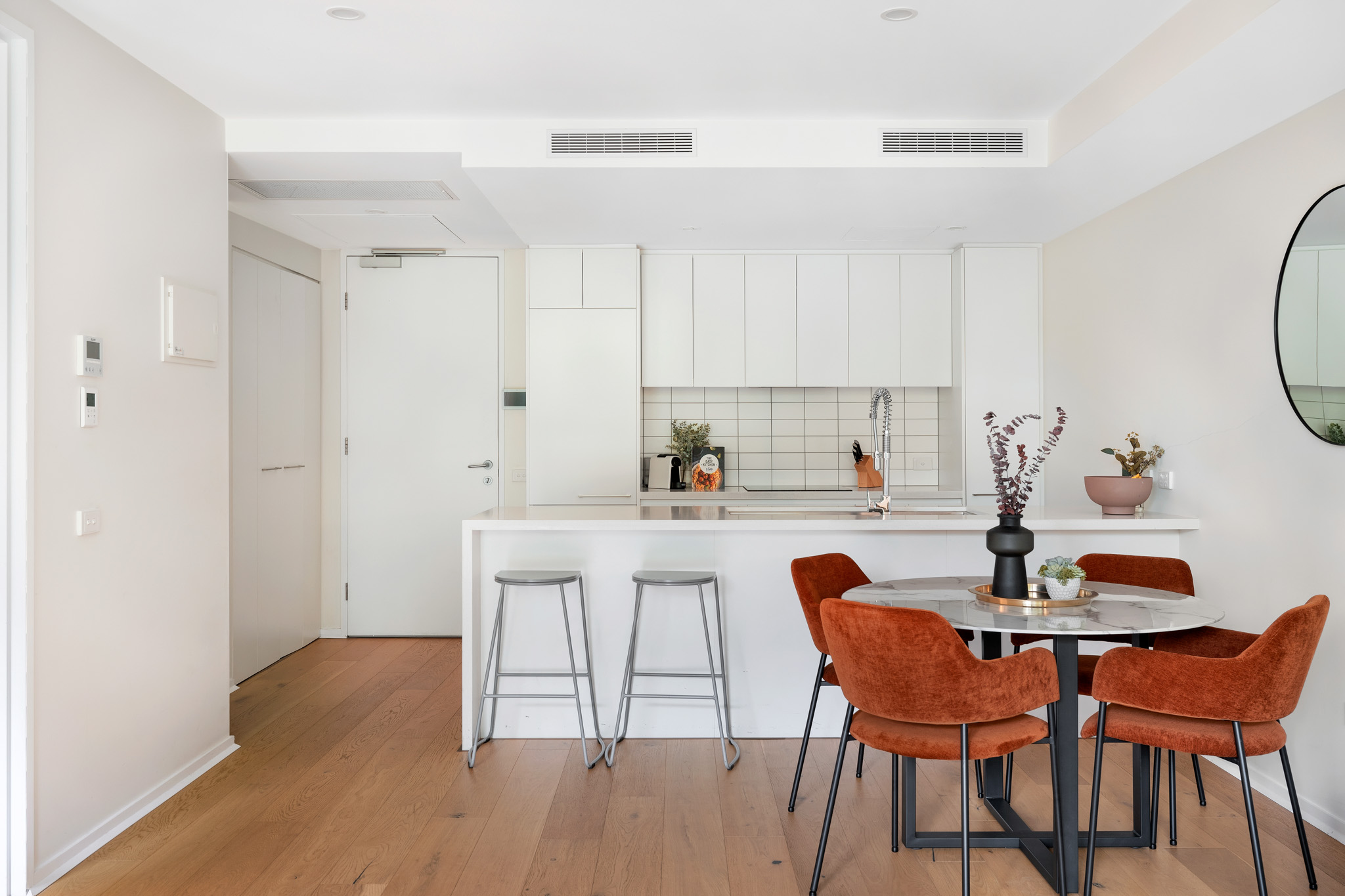 Kitchen - One  Bedroom Apartment - Kerridge Street Apartments - Canberra - Urban Rest