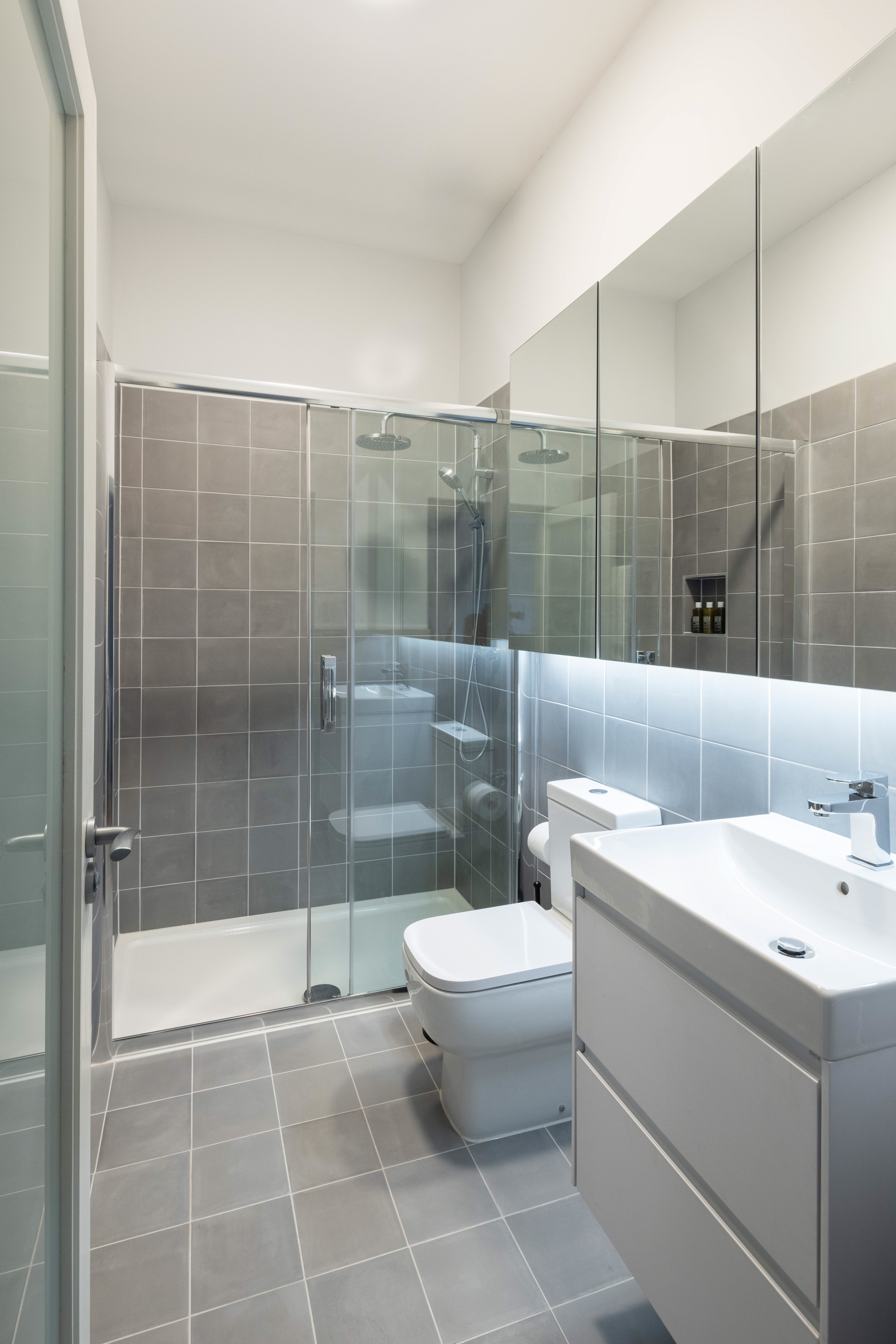 Bathroom - Studio Apartment - Urban Rest Merrion Square - Dublin