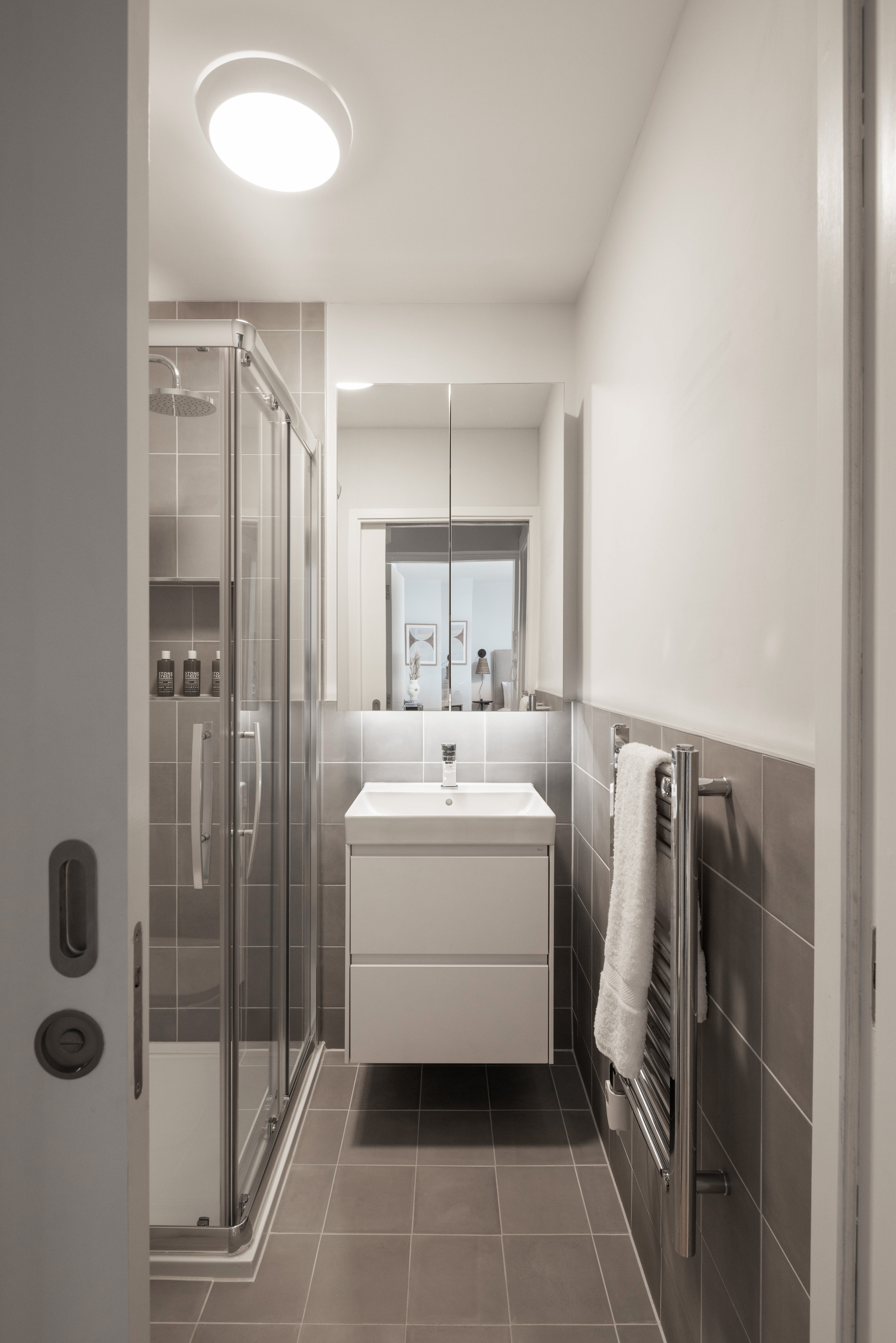 Bathroom - One Bedroom Apartment - Urban Rest Merrion Square - Dublin