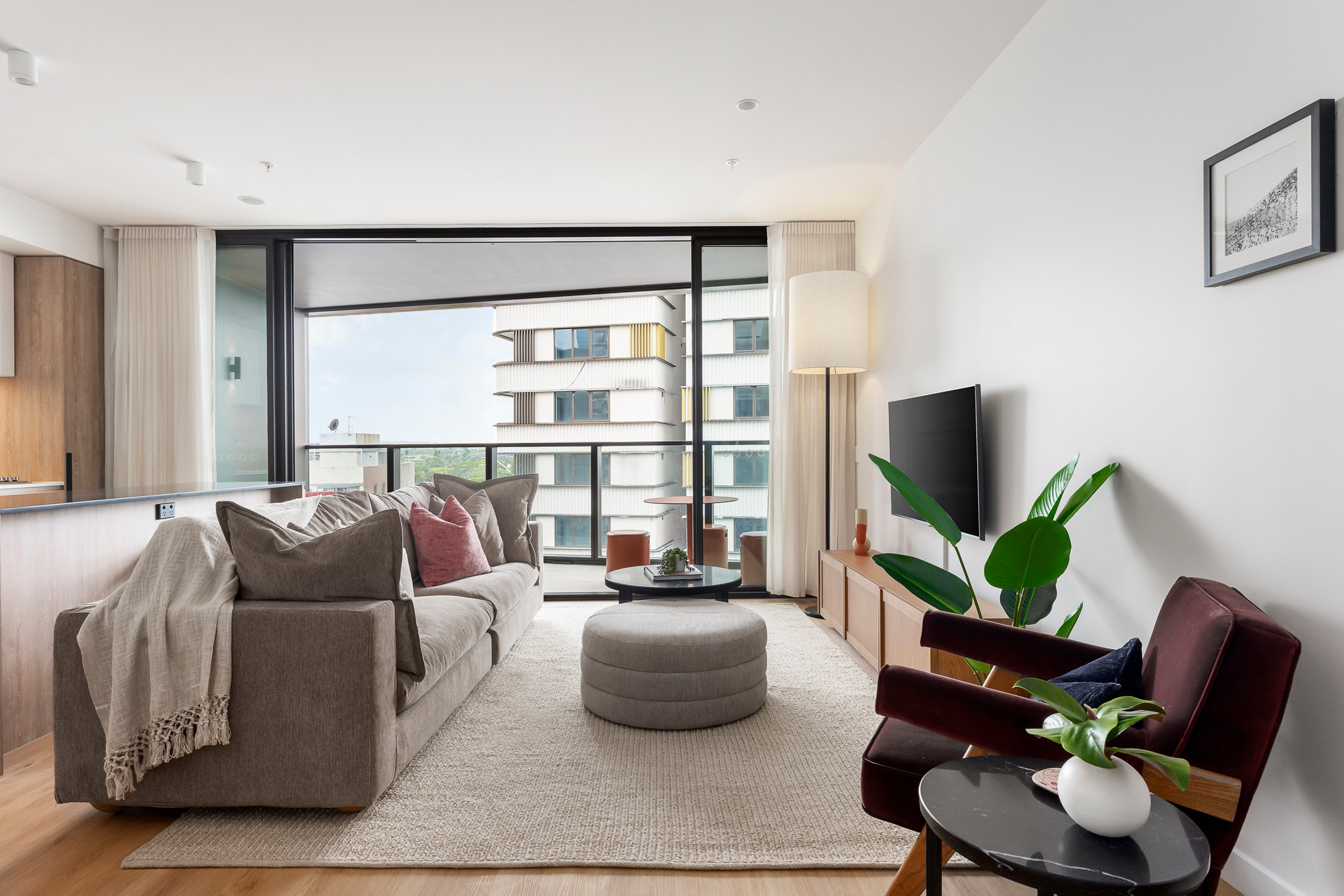 Lounge - Three Bedroom Apartment - Urban Rest Parramatta - Sydney
