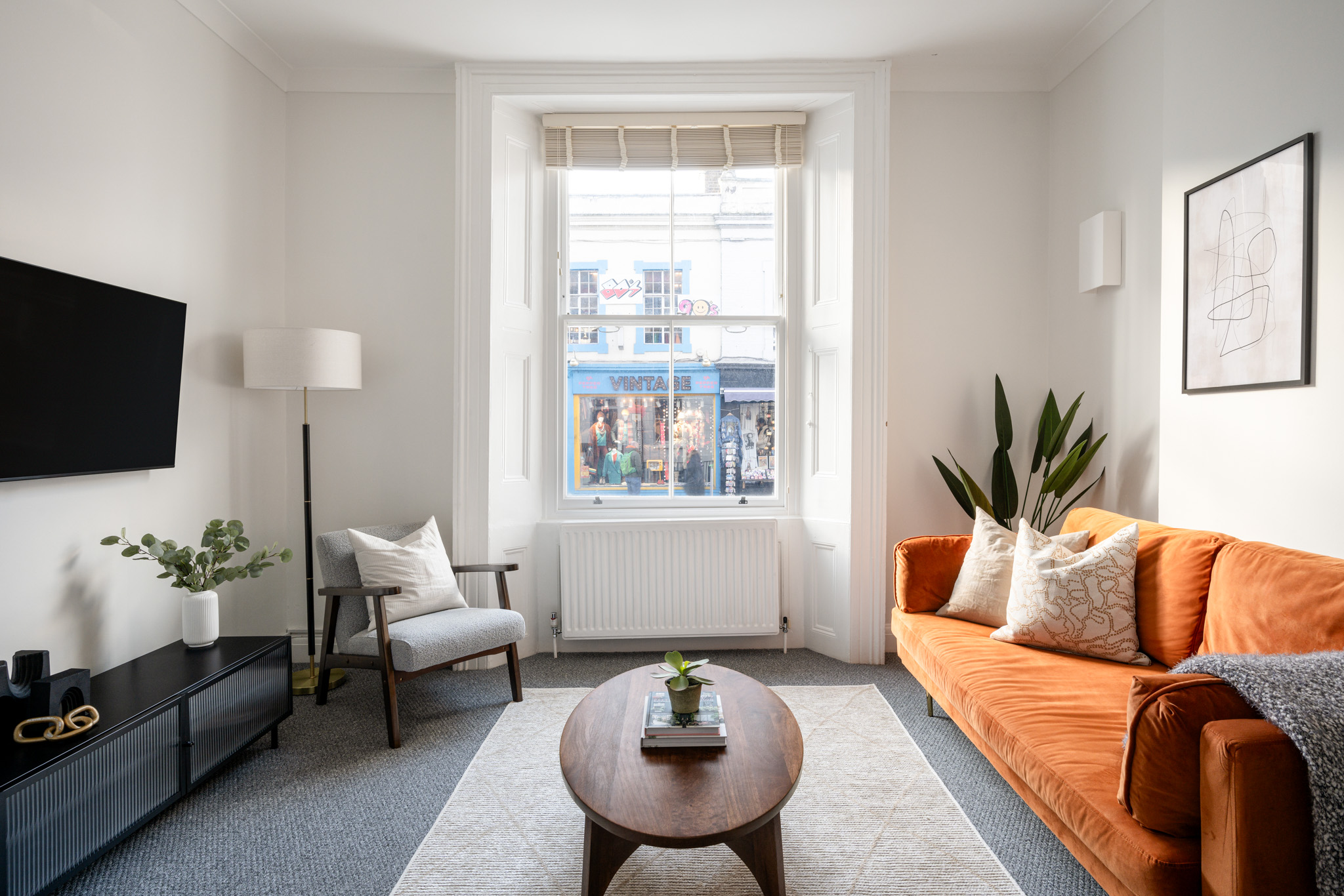 Living Room - One Bedroom Apartment - Urban Rest Notting Hill - London