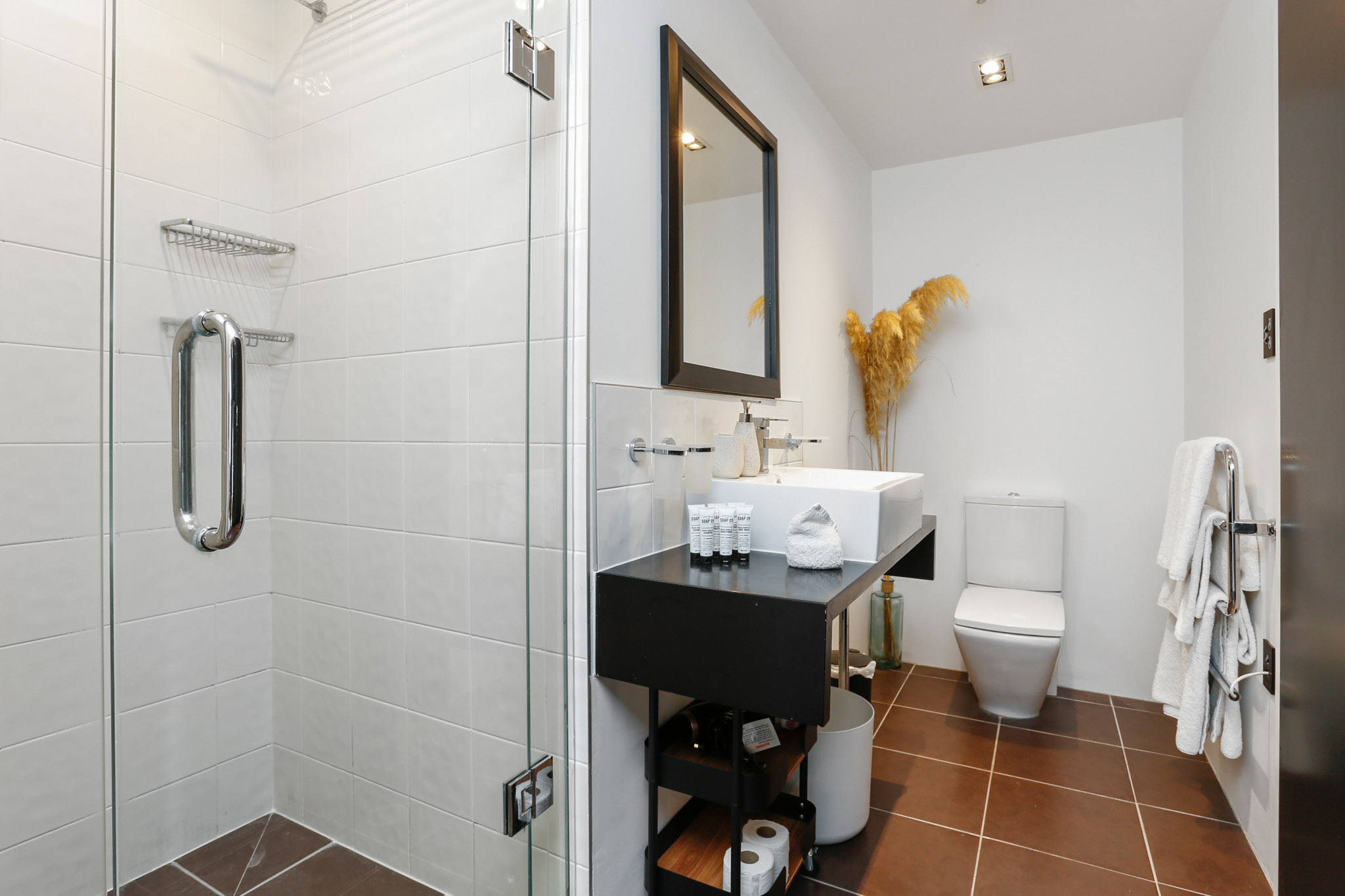 Bathroom - Emily Place Apartments by Urban Rest - Auckland, New Zealand