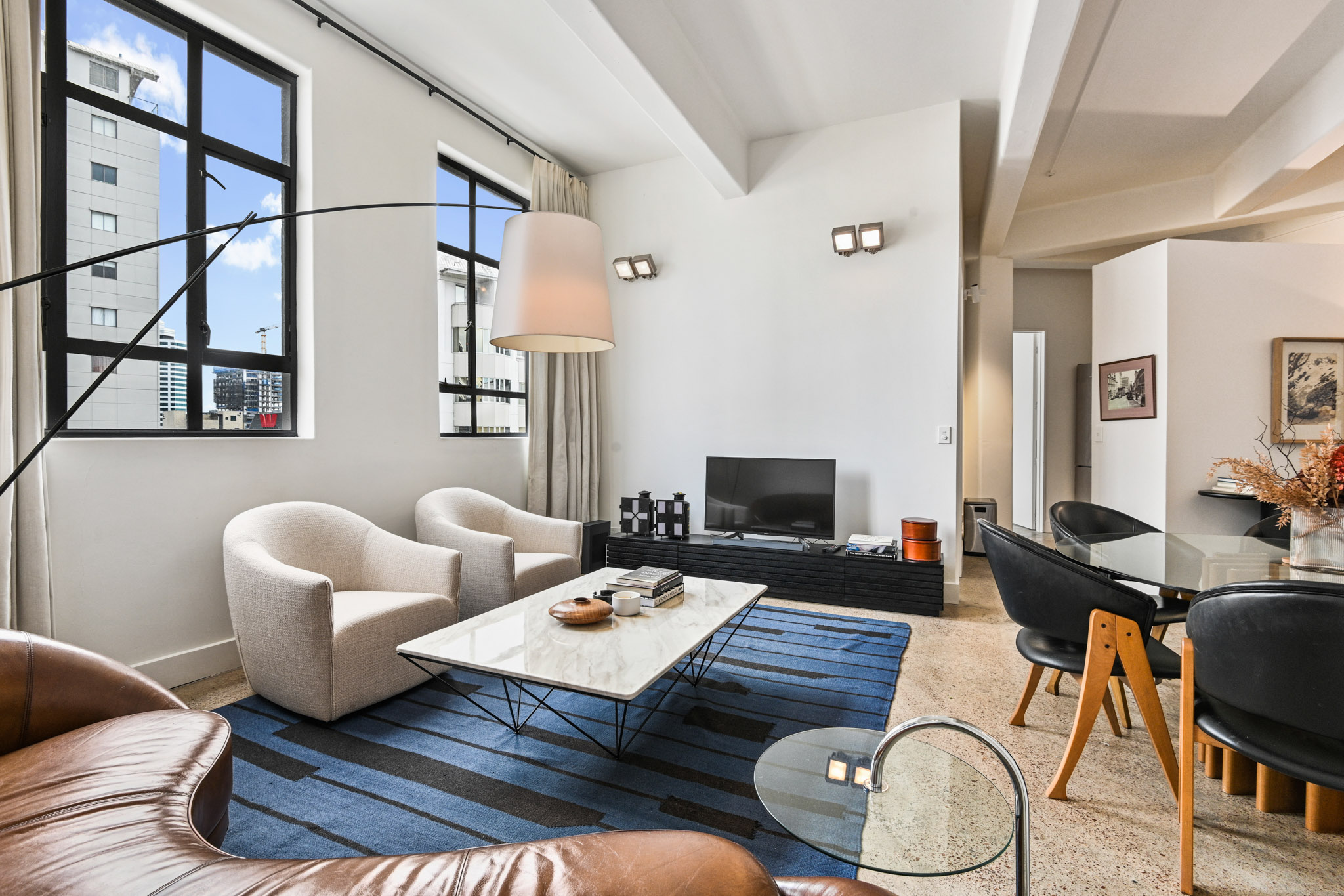 Living Room - Emily Place Apartments by Urban Rest - Auckland, New Zealand