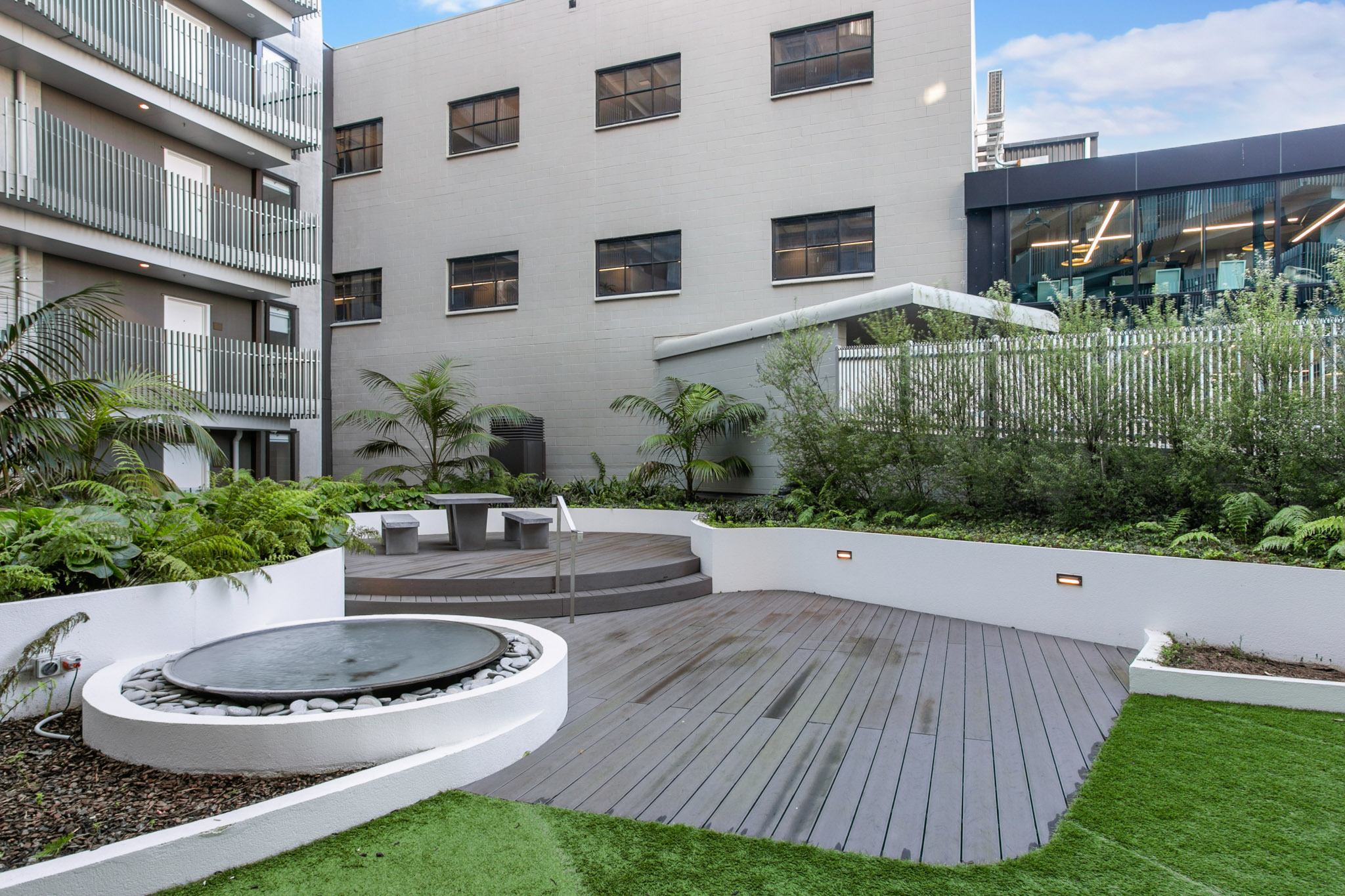 Outdoor Area - The Grace Apartments by Urban Rest - Auckland New Zealand