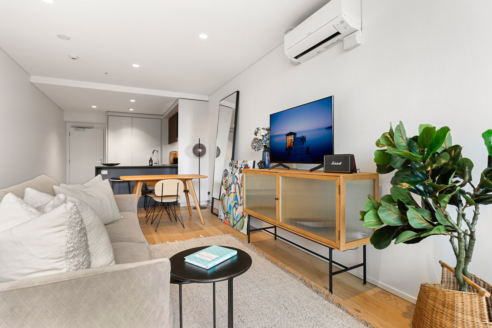 Lounge Room - The Grace Apartments by Urban Rest - Auckland New Zealand