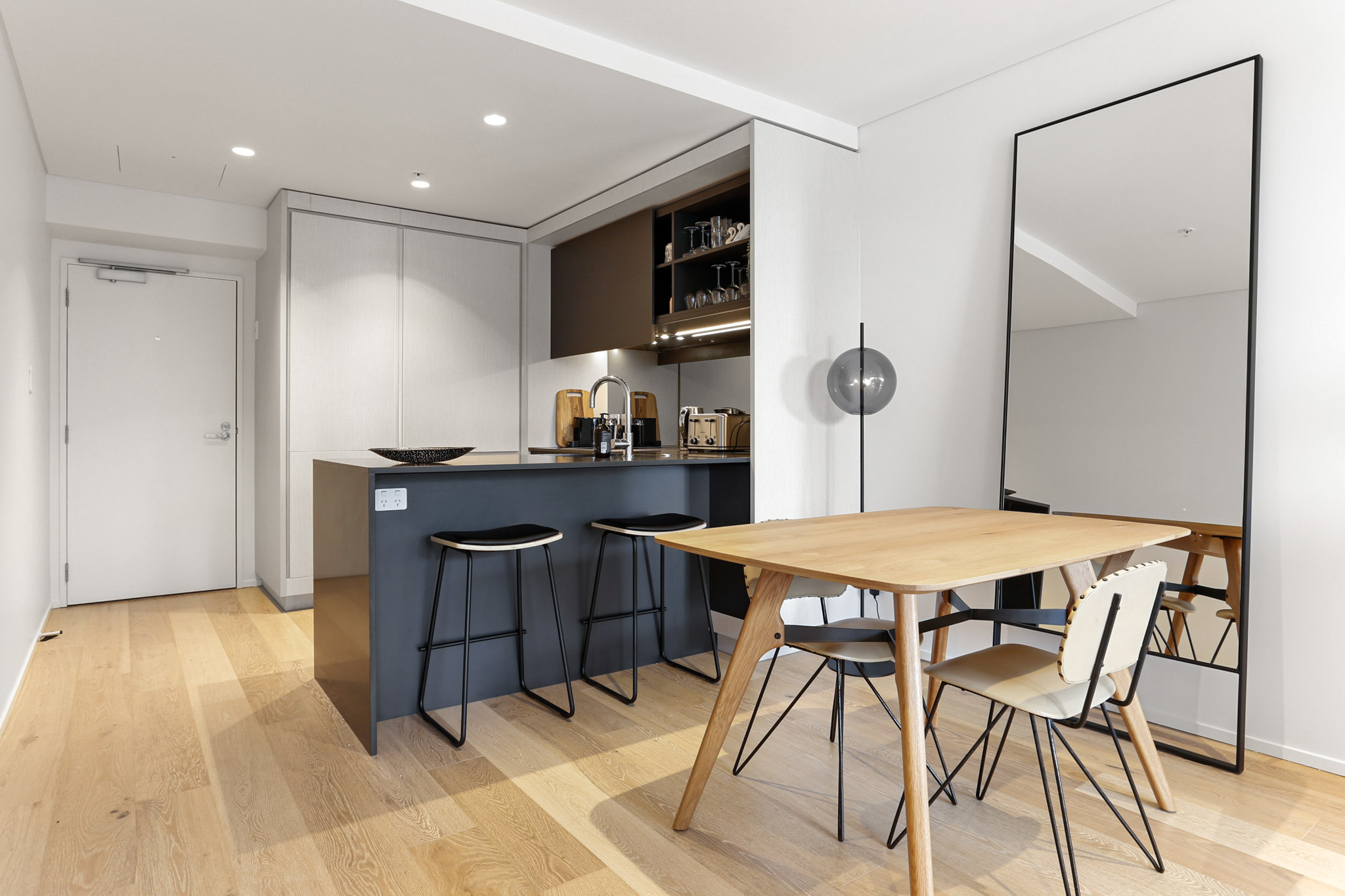 Dining Area - The Grace Apartments by Urban Rest - Auckland New Zealand