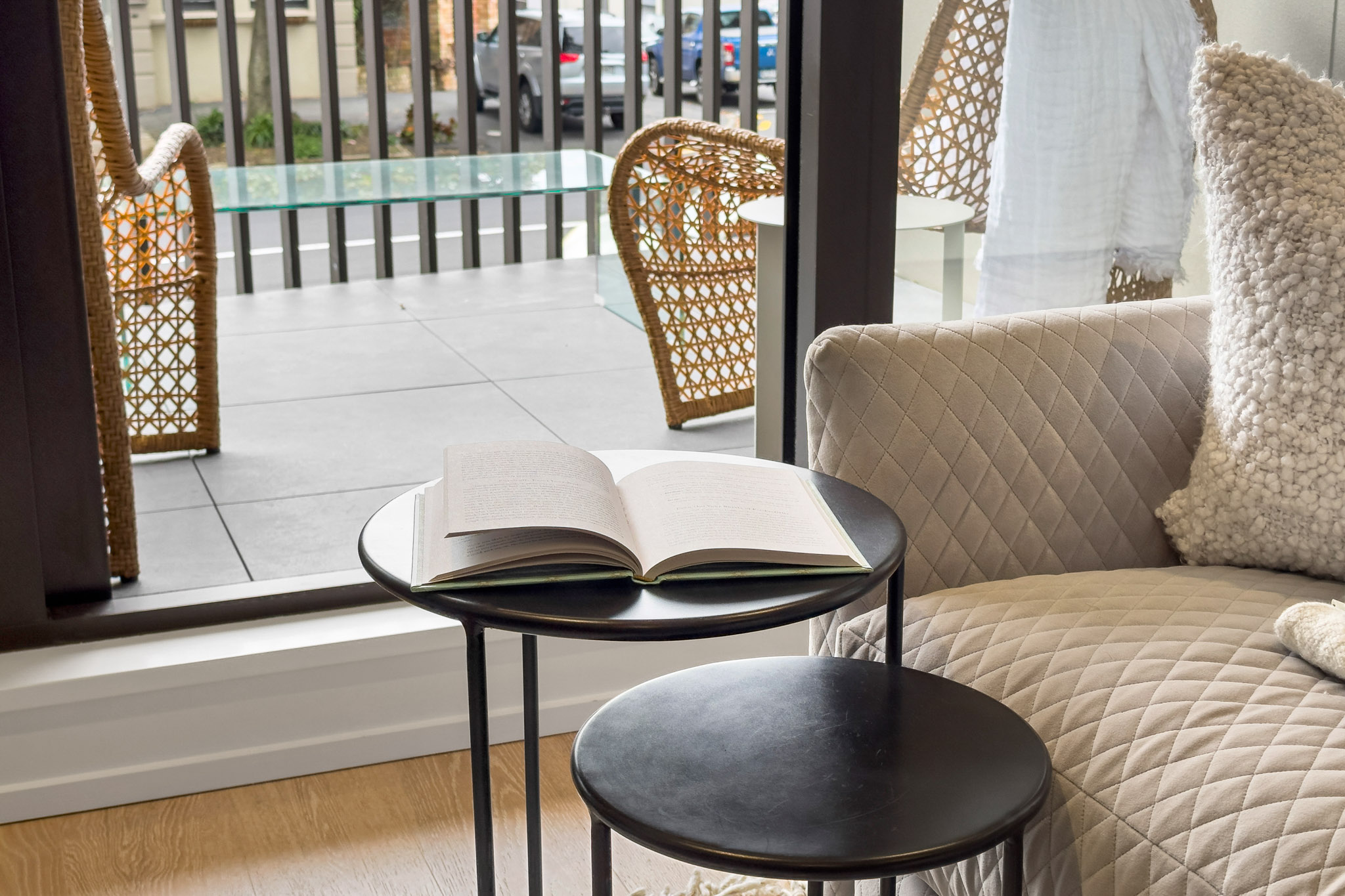 Lounge Room - The Grace Apartments by Urban Rest - Auckland New Zealand