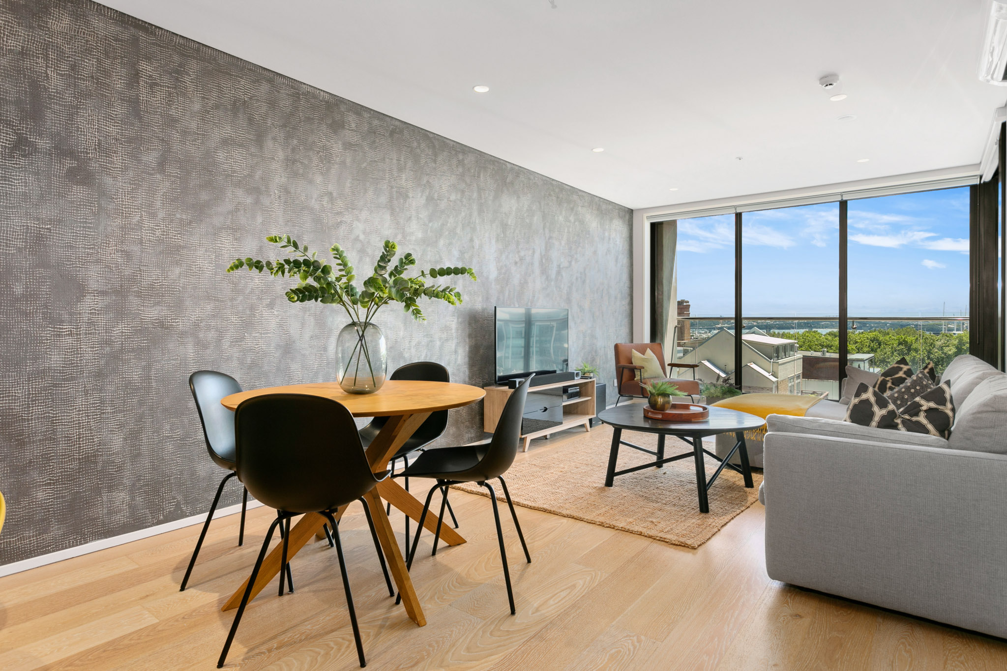 Dining Area - The Grace Apartments by Urban Rest - Auckland, New Zealand