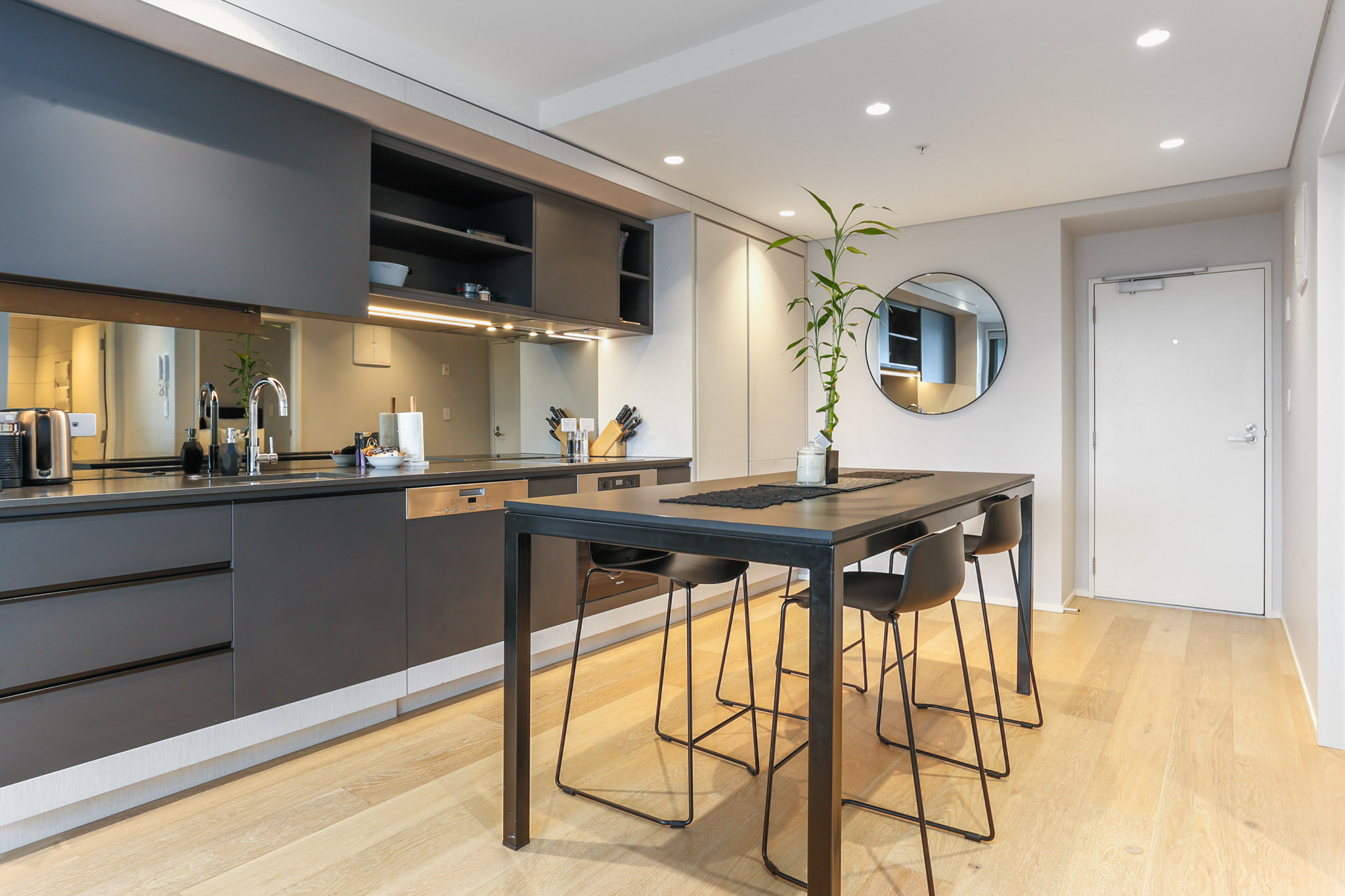 Dining Area - The Grace Apartments by Urban Rest - Auckland, New Zealand