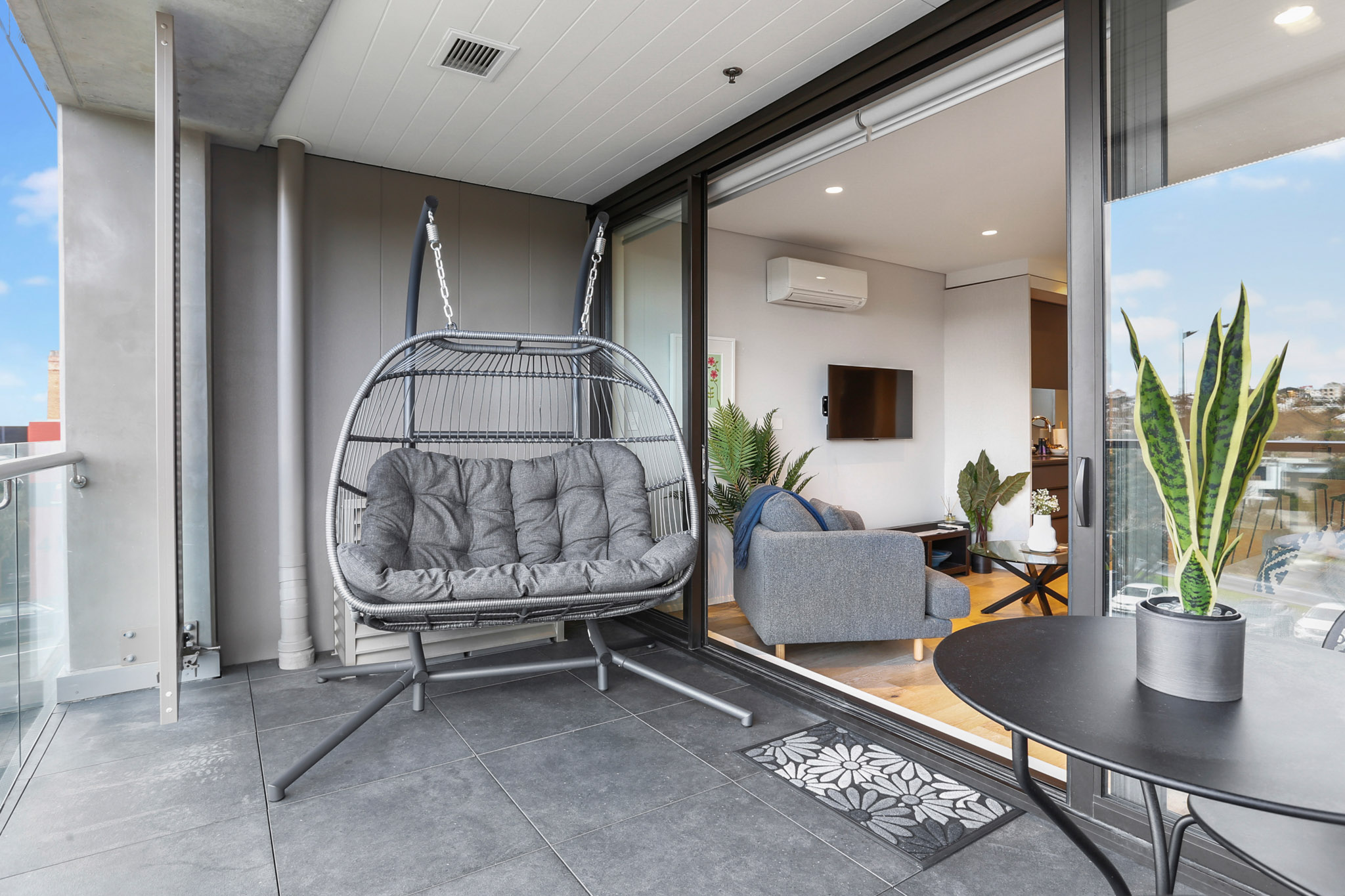Balcony - The Grace Apartments by Urban Rest - Auckland, New Zealand