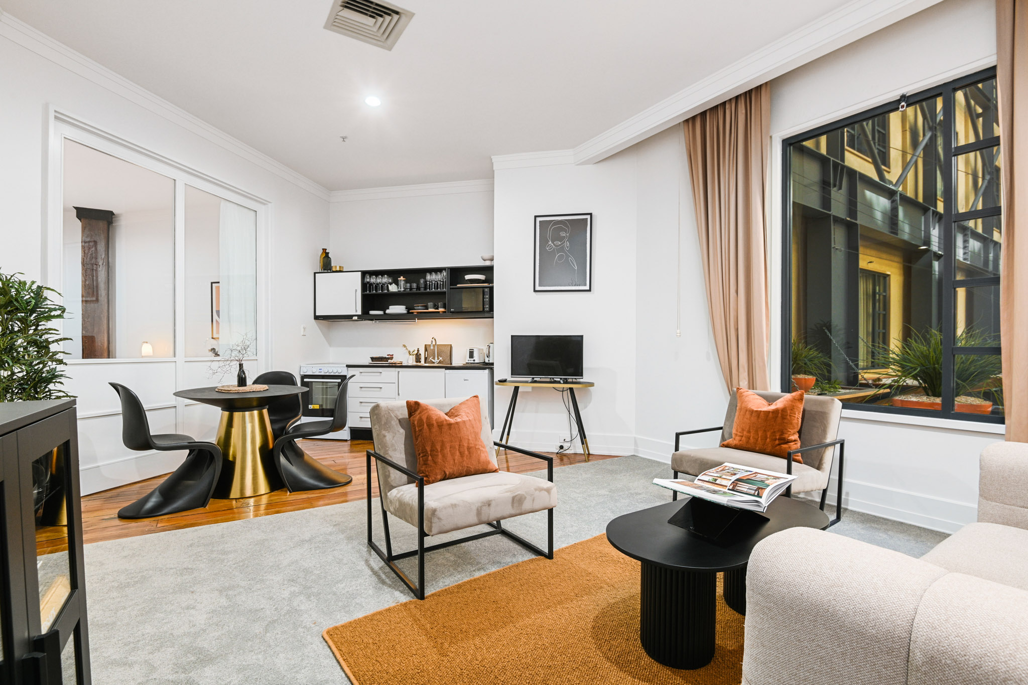 Living Room - The Heritage Apartments by Urban Rest - Auckland, New Zealand