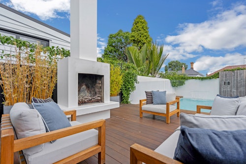 Outdoor Living Area - Cowen Street Home by Urban Rest - Auckland, New Zealand