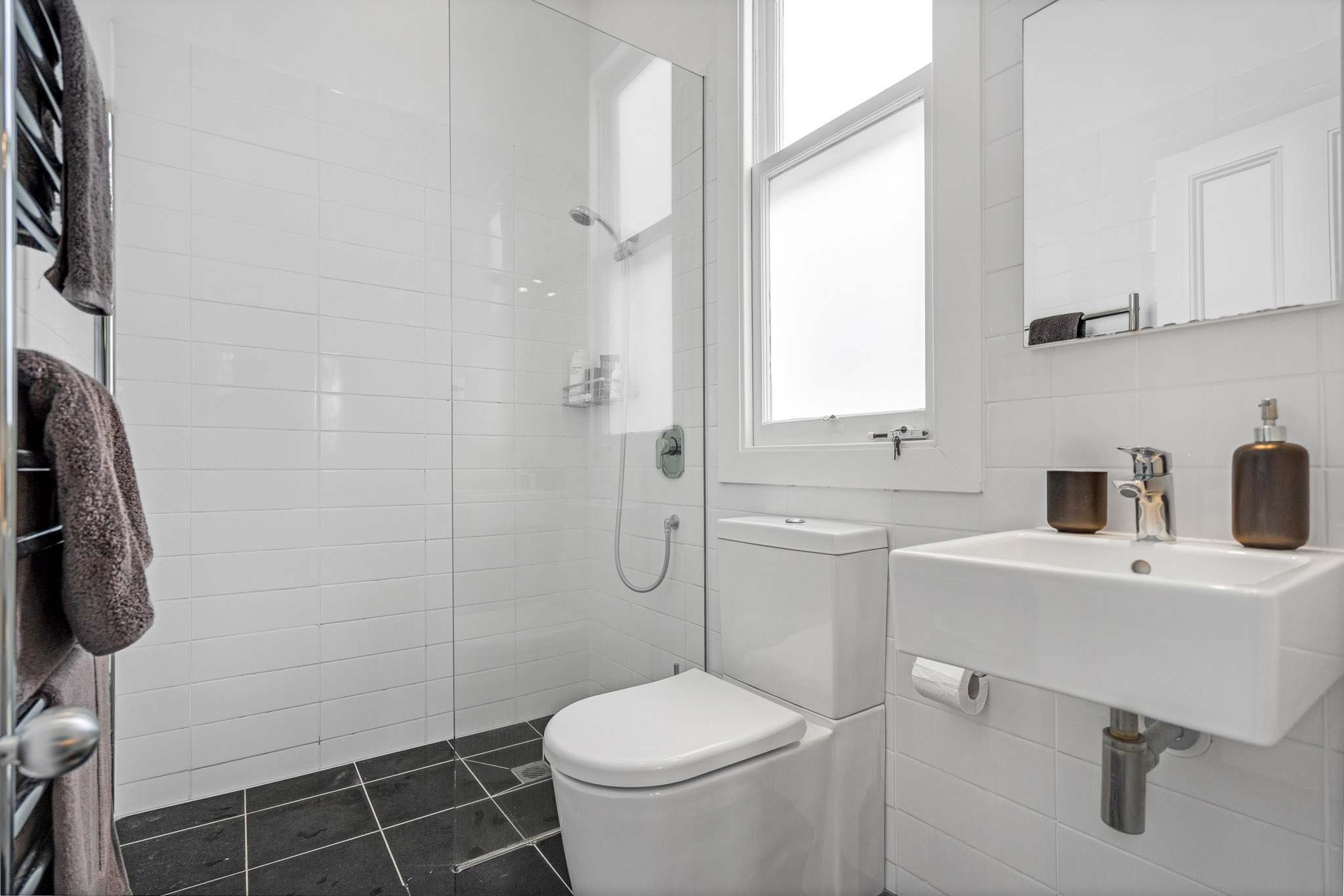 Bathroom - Cowen Street Home by Urban Rest - Auckland, New Zealand