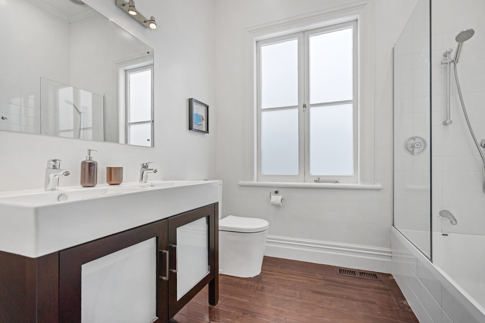 Bathroom - Cowen Street Home by Urban Rest - Auckland, New Zealand