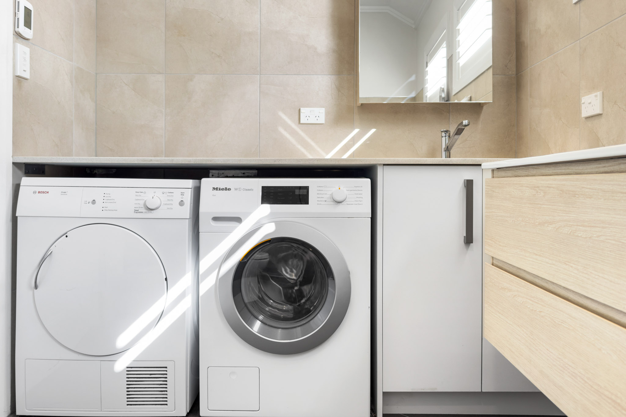 Laundry - Freemans Bay Home by Urban Rest - Auckland, New Zealand