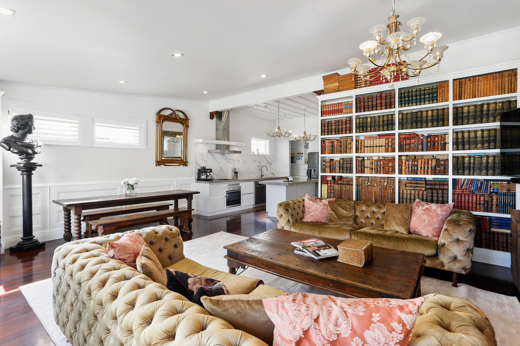 Living Room - Freemans Bay Home by Urban Rest - Auckland, New Zealand