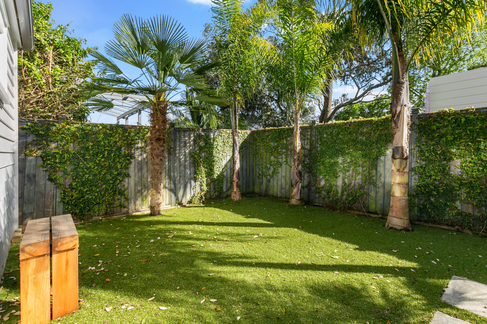 Backyard - Freemans Bay Home by Urban Rest - Auckland, New Zealand