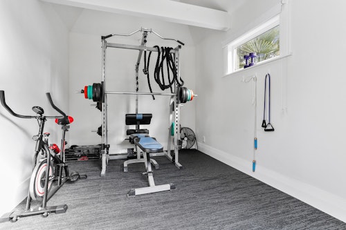 Gym - Freemans Bay Home by Urban Rest - Auckland, New Zealand