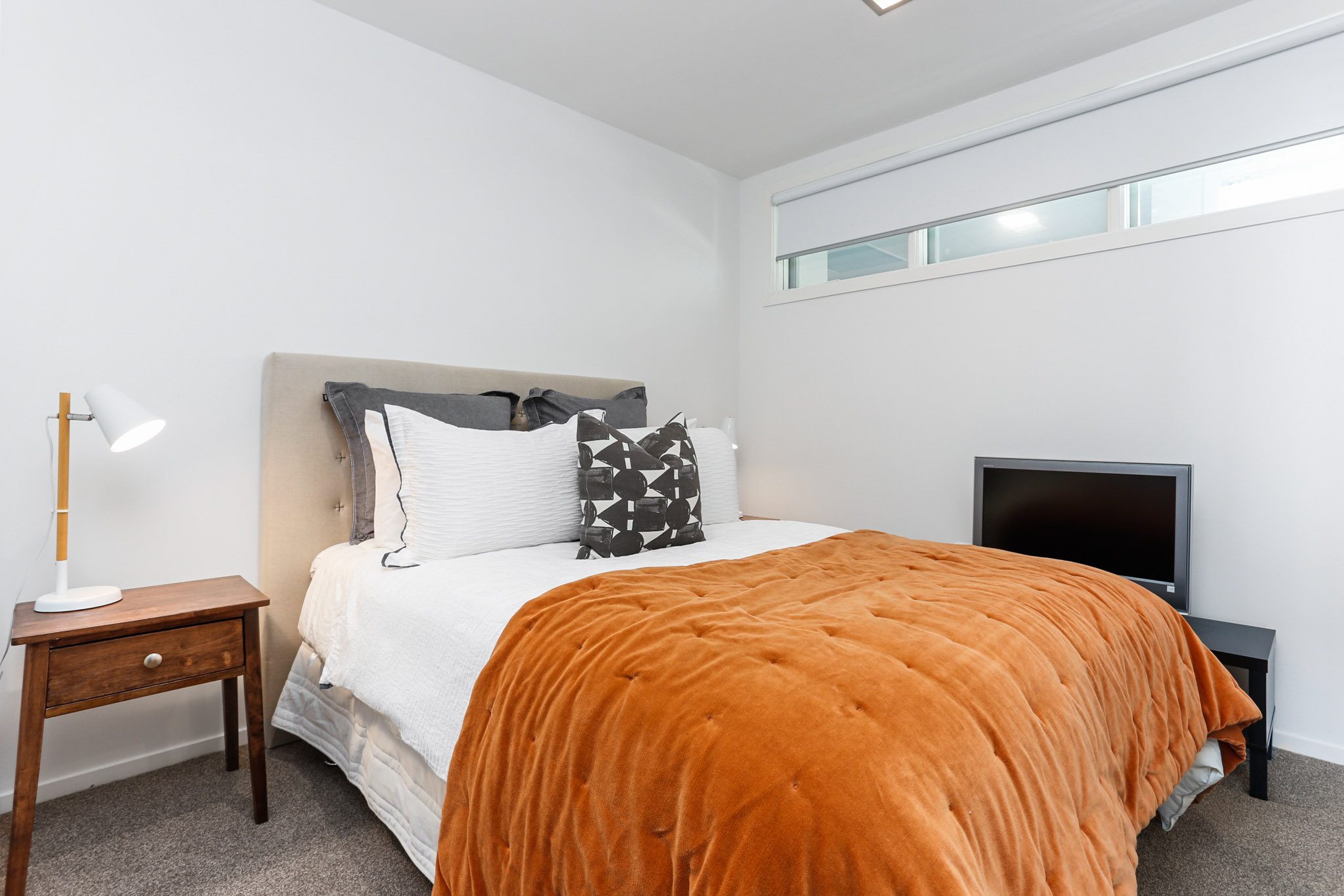 Bedroom - Beach Road Apartments by Urban Rest - Auckland, New Zealand