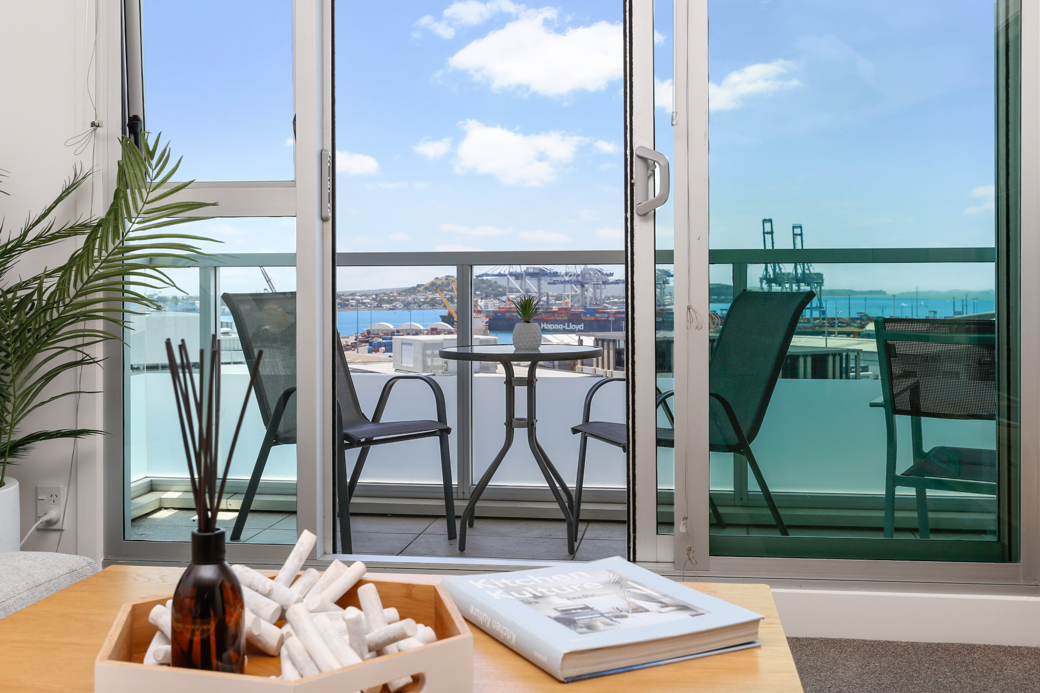 Living Room - Beach Road Apartments by Urban Rest - Auckland, New Zealand