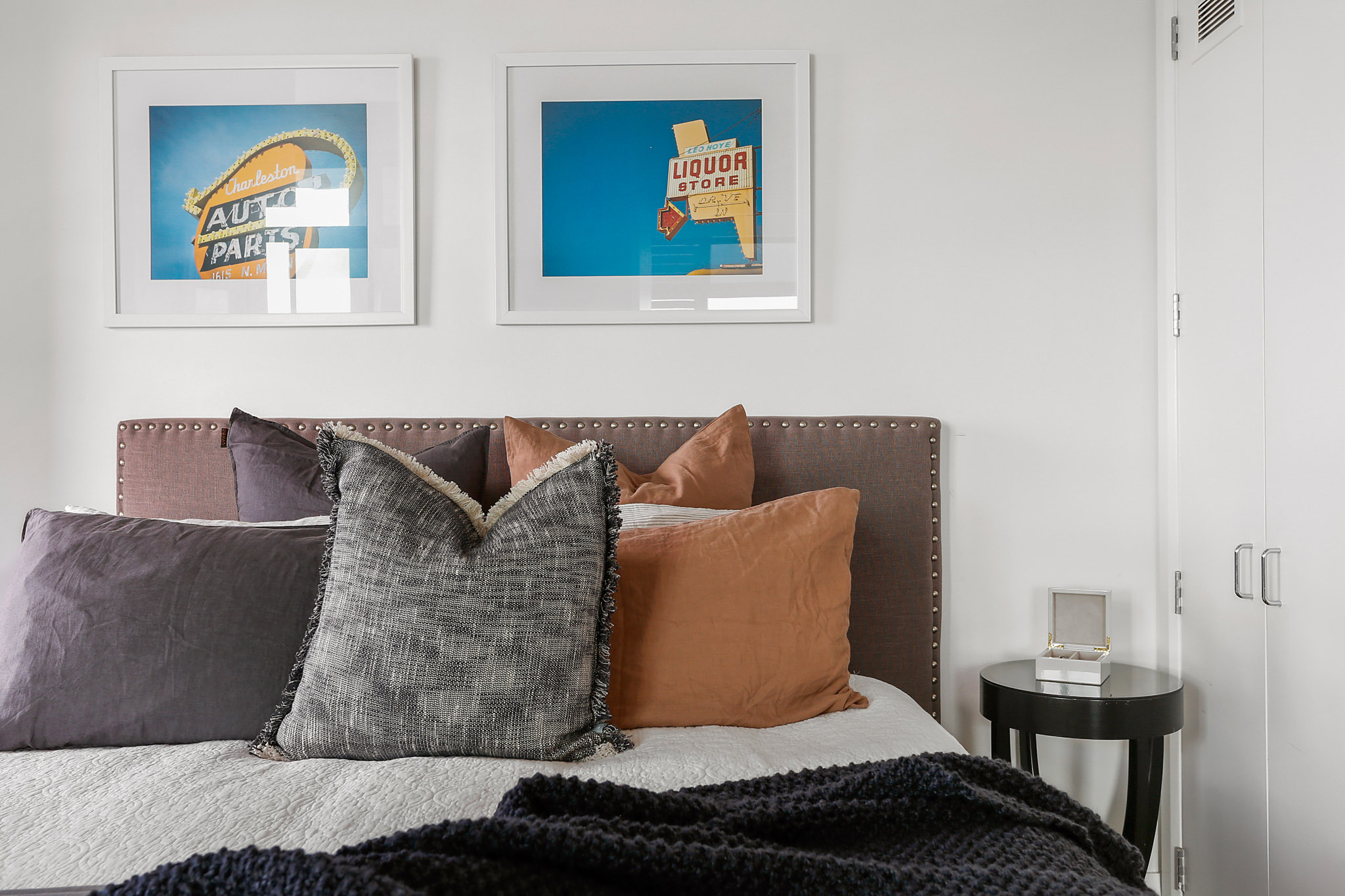 Bedroom - Customs Street Apartments by Urban Rest - Auckland, New Zealand